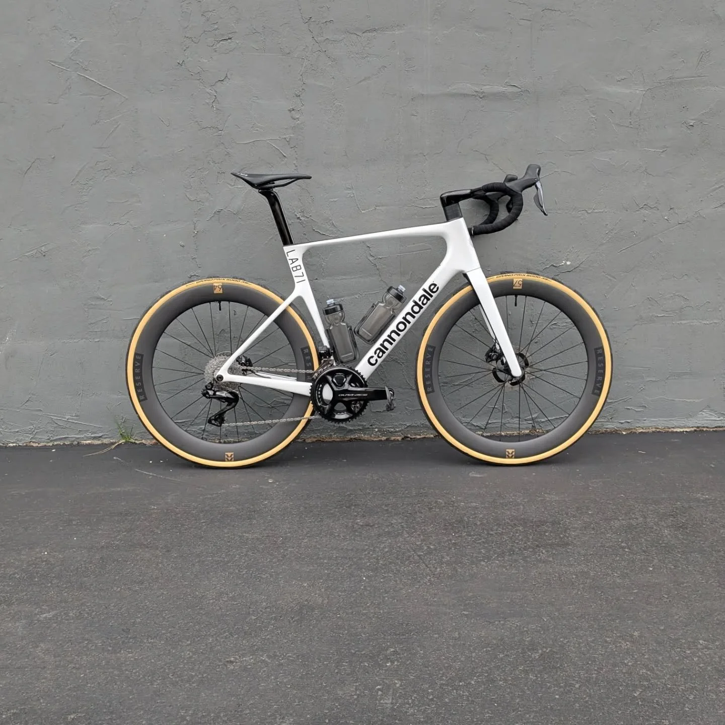 .
Road bikes are not dead.

Cannondale LAB71 Supersix EVO

@cannondaleroad 
@ridecannondale 
@lab71_cannondale 
@shimanoroad 
@reservewheels