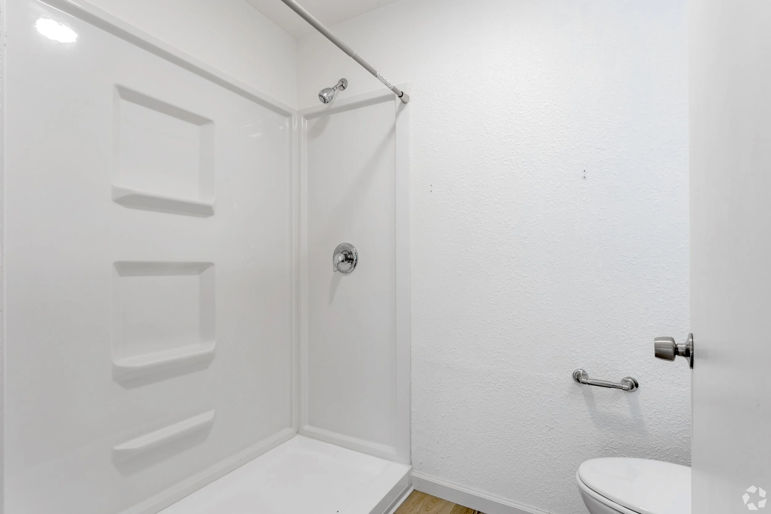 Studio - 350SF - Bathroom.jpg