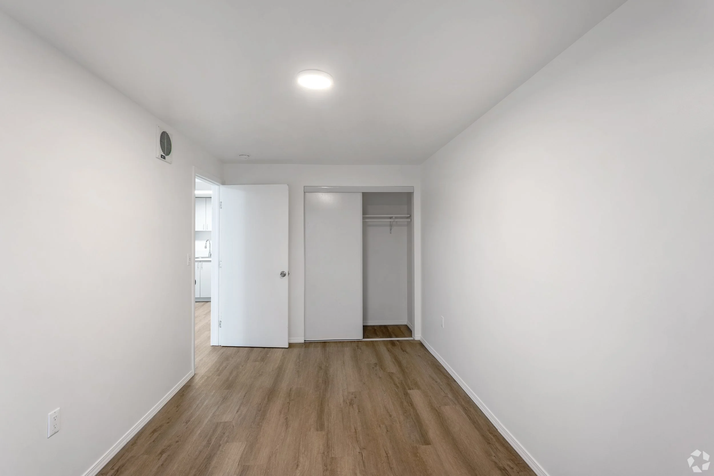 2 Bedroom