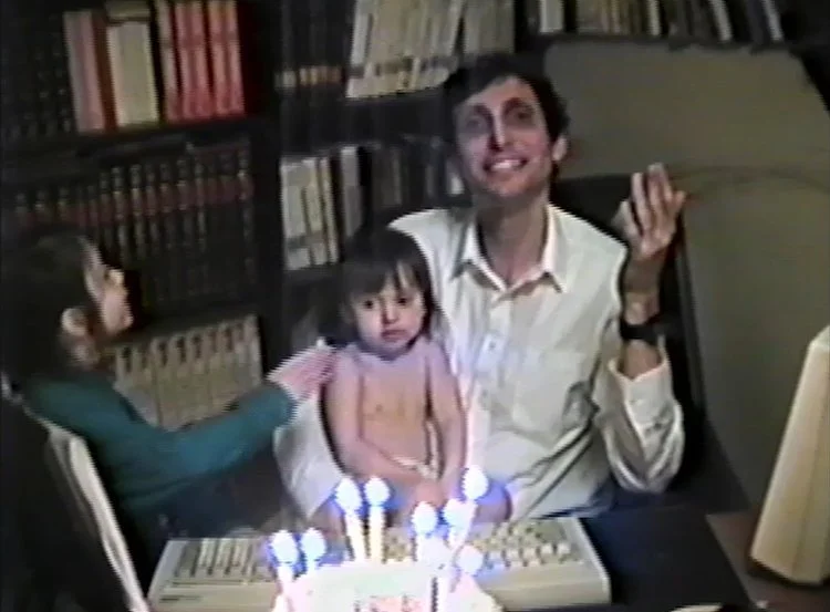 Cut off from his loved ones due to the pandemic lockdown, a quadriplegic rabbi in a long-term-care facility is filmed remotely by his daughter. Offering powerful meditations on love and hope, Perfecting the Art of Longing shows us what it means to be