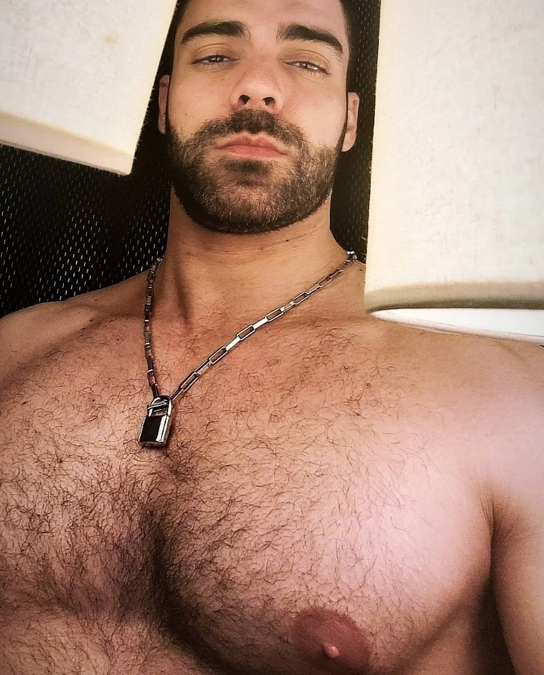 Screenshot_20220206-191333_Instagram.jpg