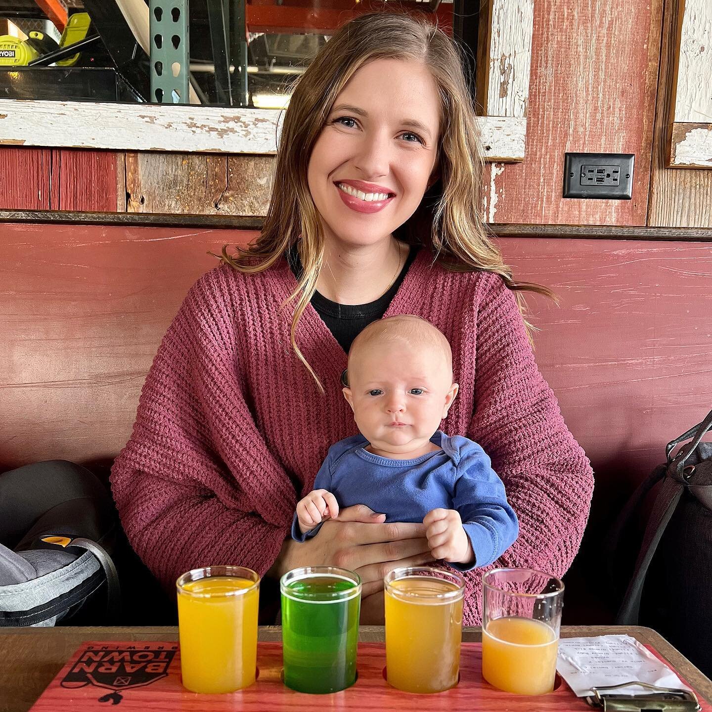 Which do you think got us more stares at @barntownbrewing - the green beer or the baby with a beer flight? 🤪 (Don&rsquo;t worry, he was purely an observer) This Caramel Apple GF Sour was one of the most unique beers we&rsquo;ve EVER had, both in fla