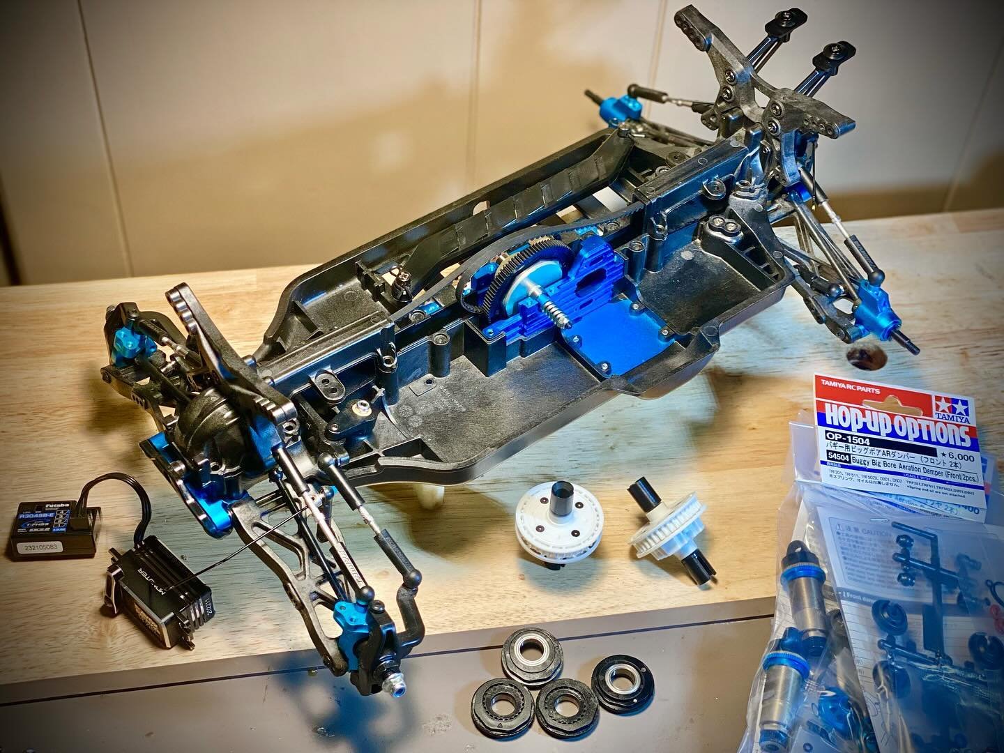 Finally starting work on the DB01RRRRRRRR

#tamiya
#trf
#tamiyadurga 
#tamiyatrf 
#tamiyadb01
#tamiyabuggy