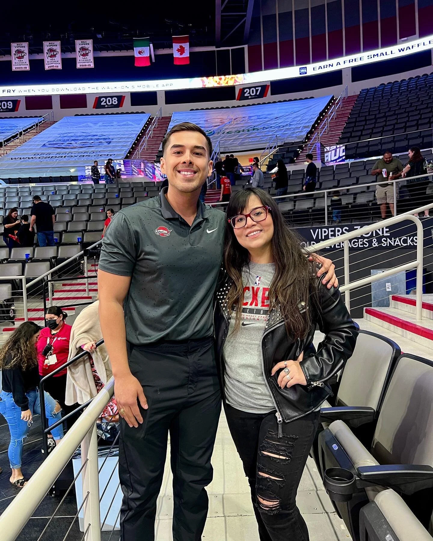 Idk who needs to hear this, but you should definitely go to a @rgvvipers game 😌🏀&hearts;️

#956 #rgv #nba #texas