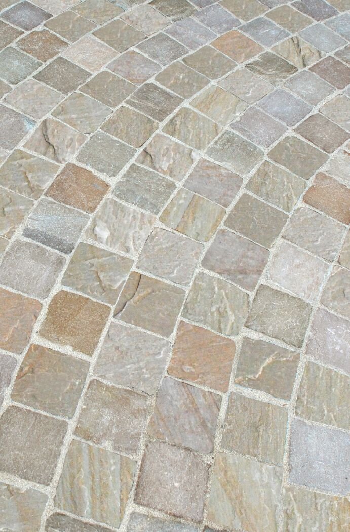 Antique Brown Driveway Pavers