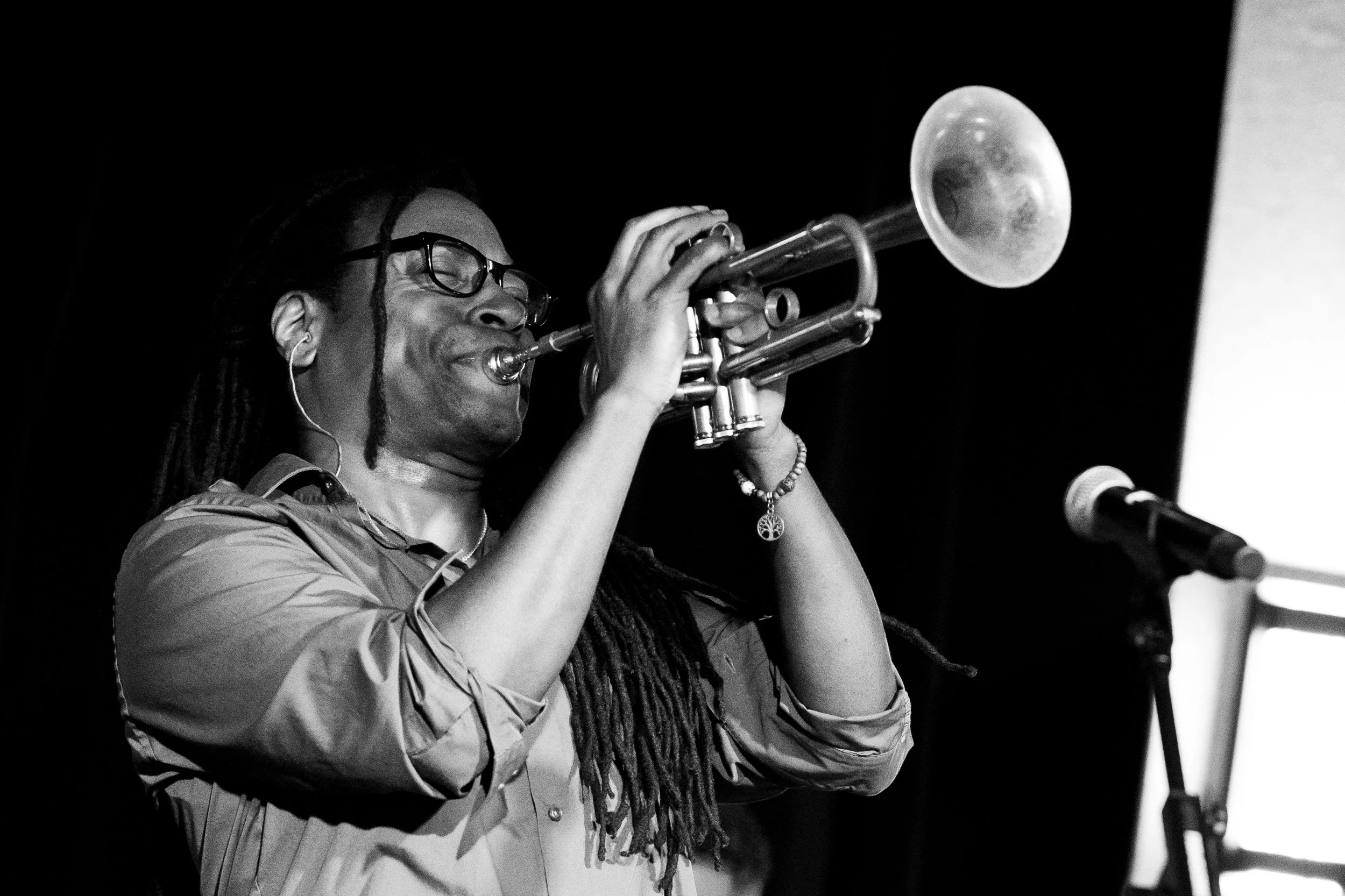 Saskia Says Release-10.jpg