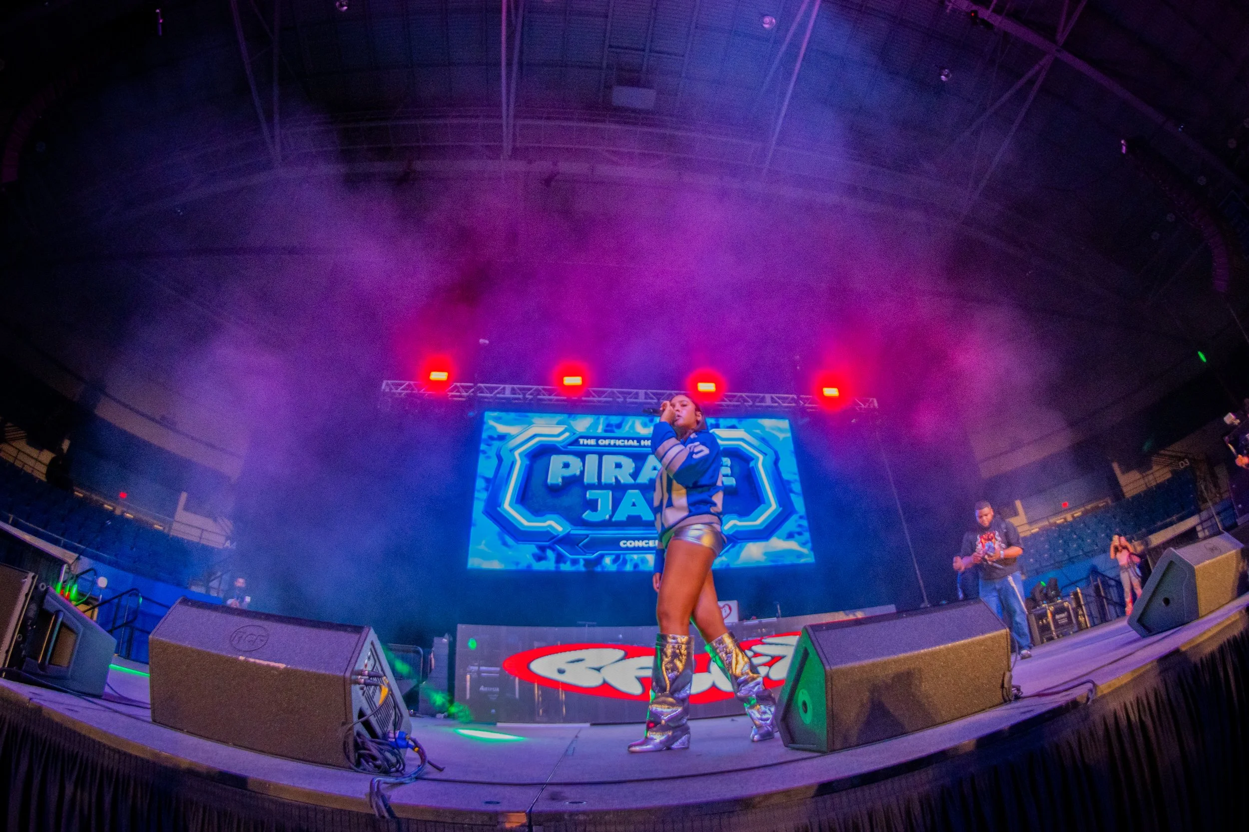 PIRATE CONCERT-11.jpg