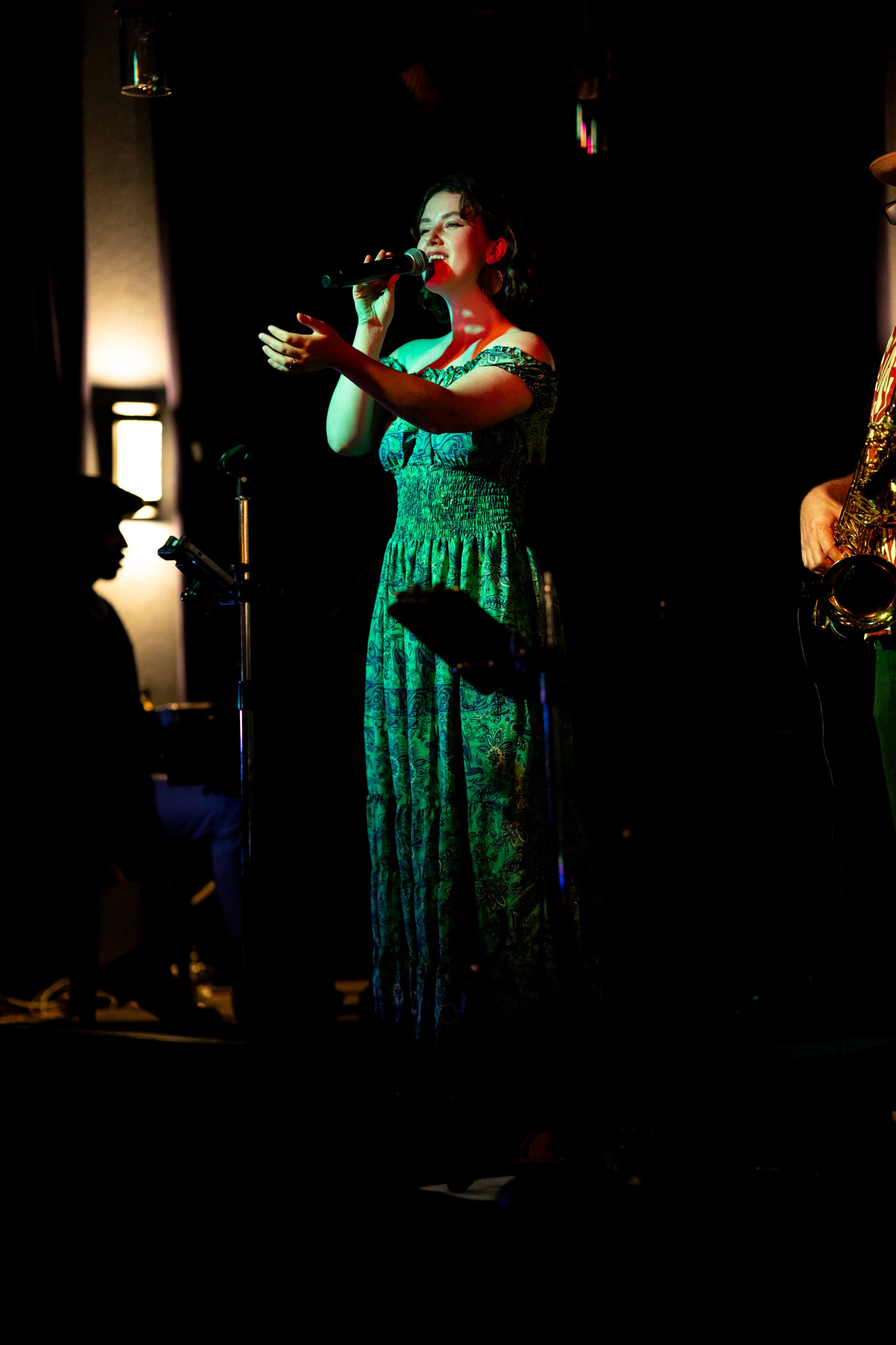 Saskia Says Release-21.jpg