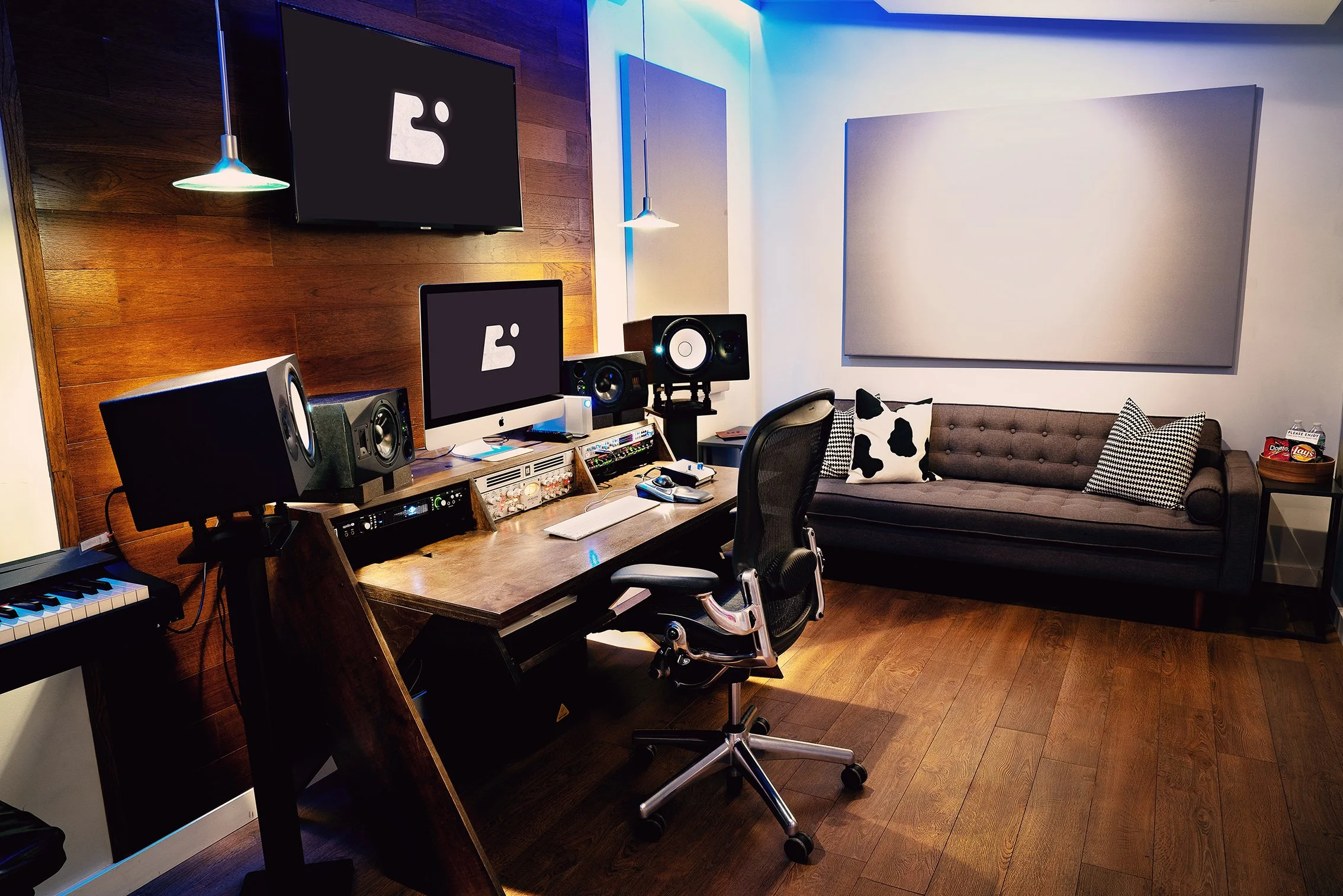 Studio B Romeo Studio B — Bravo Ocean Studios