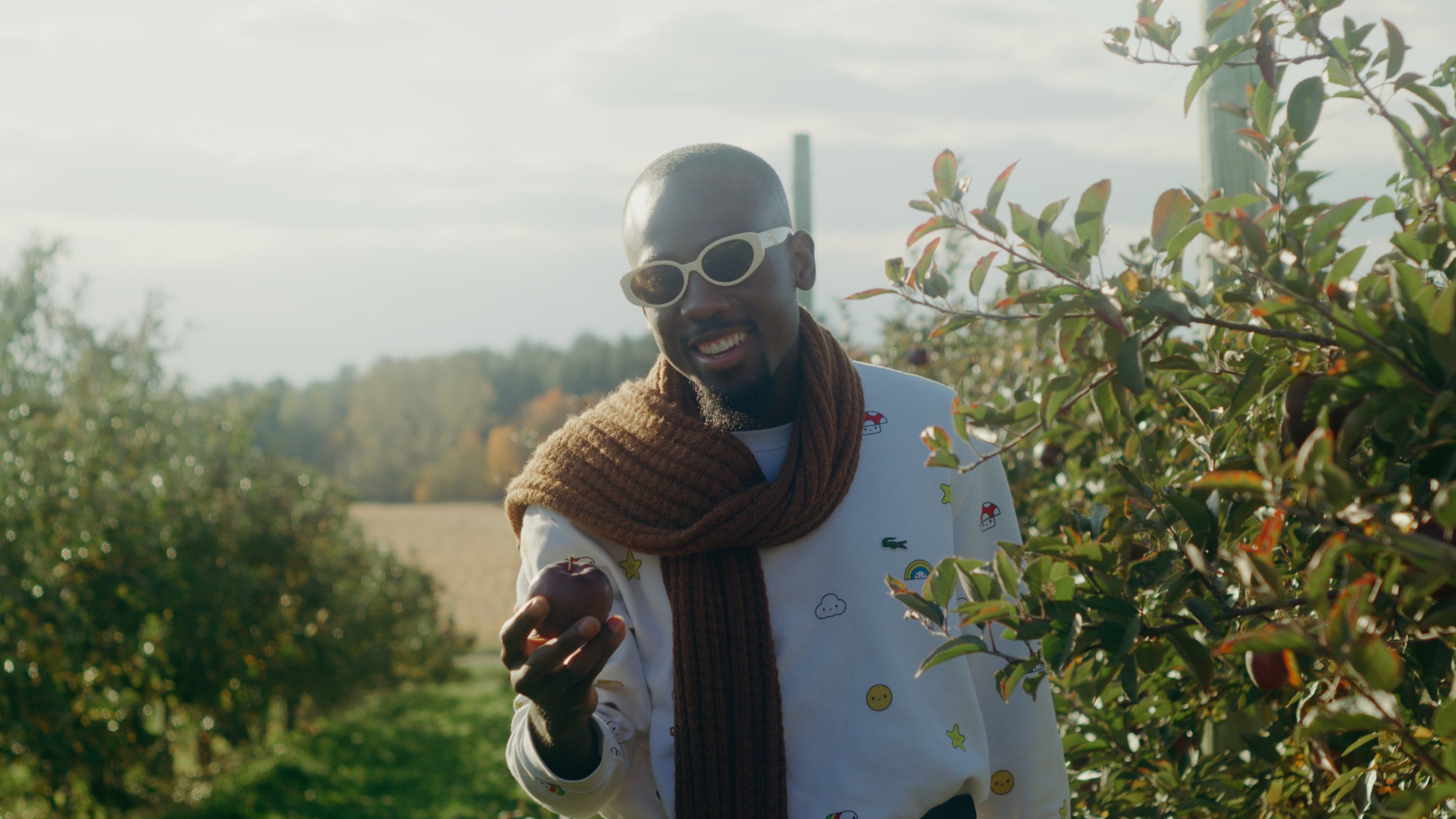 Apple 72_1.167.1.jpg