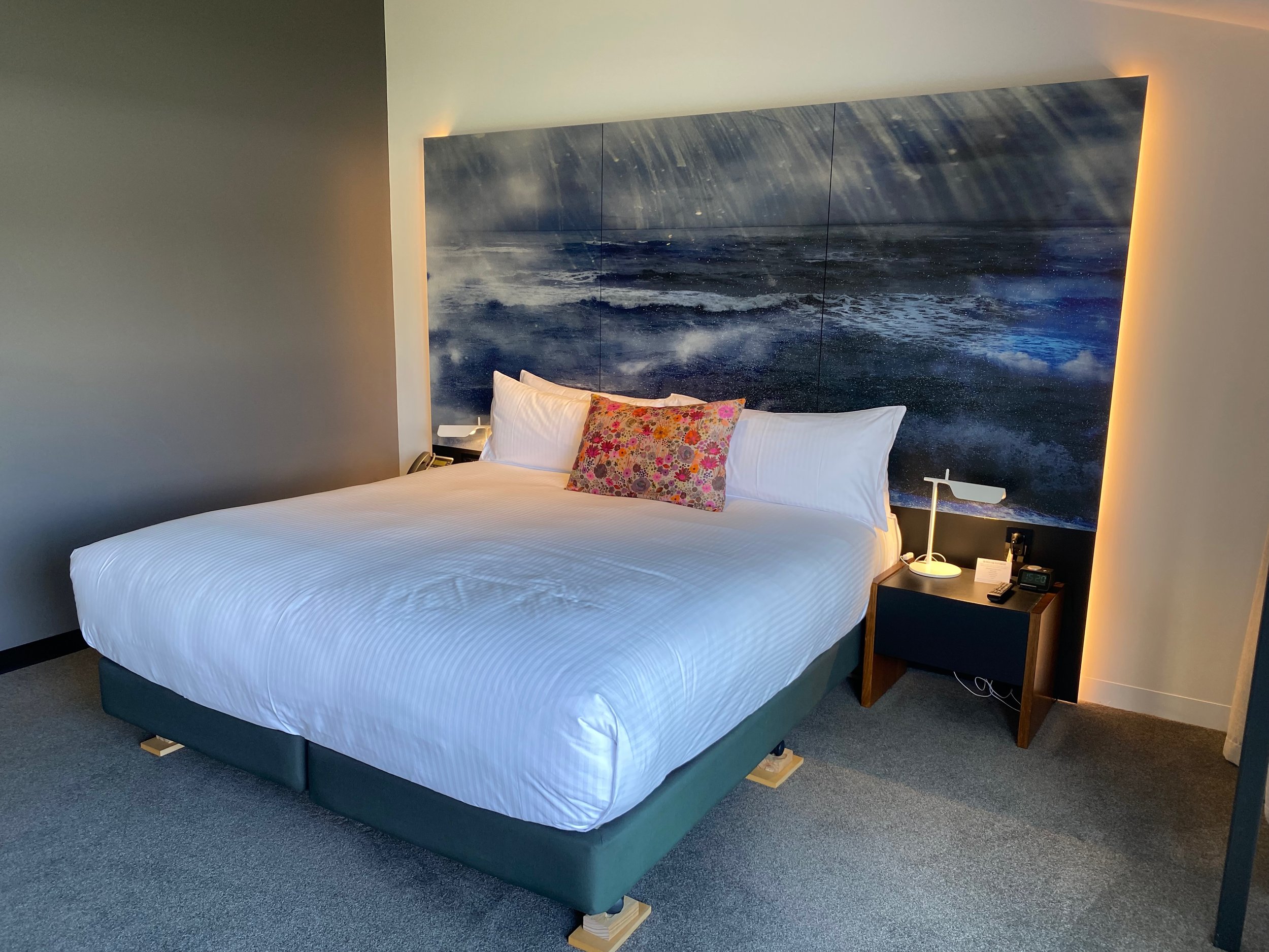 Macq01-Accessible Premium Waterfront Room