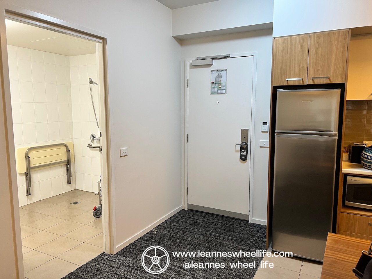 840mm wide entry door into kitchen area