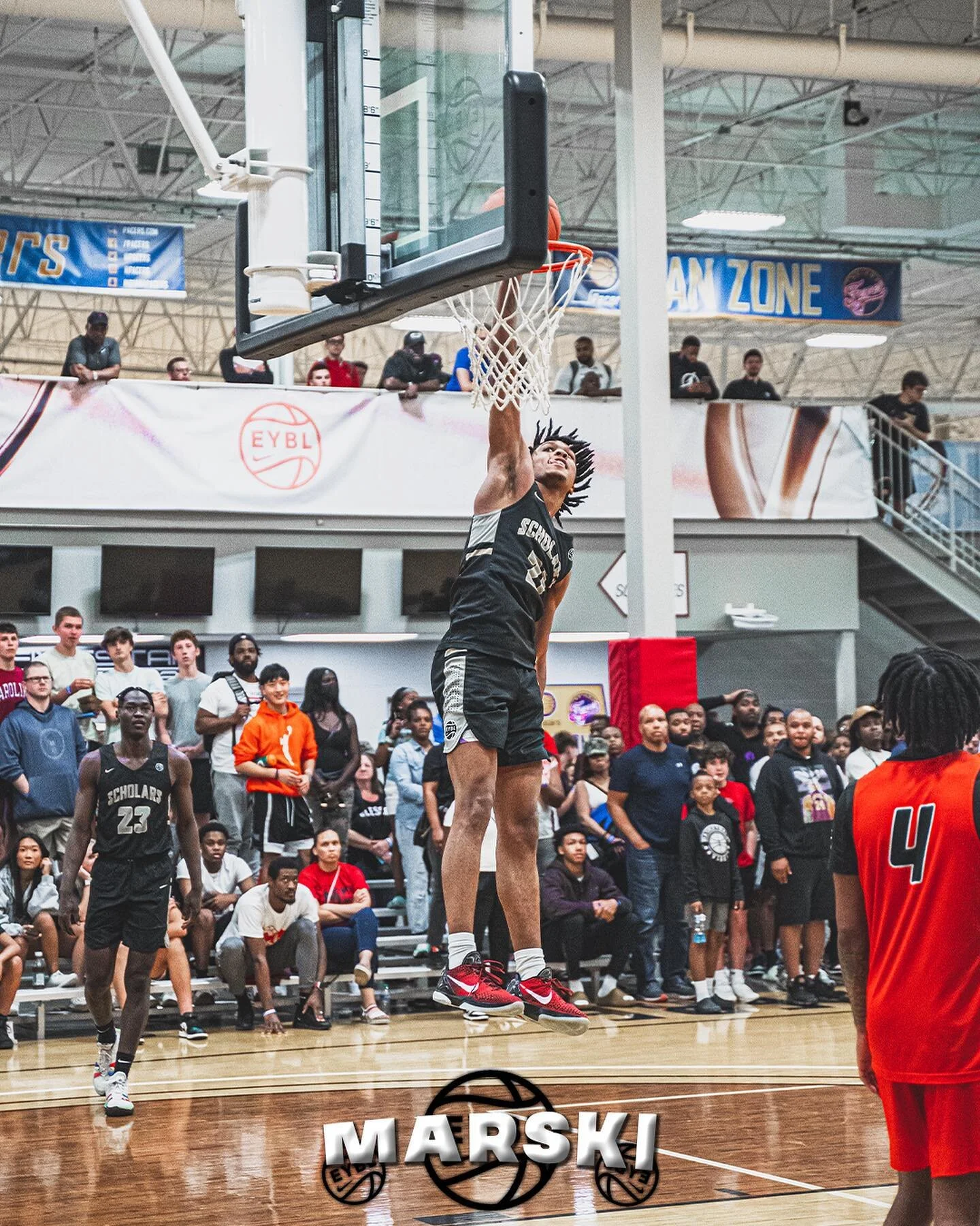 DJ was getting active 😳..
@dj_wag21 

-

-
#basketballphotography #basketball #basketballrecruit #djwagner #perfectrecruit