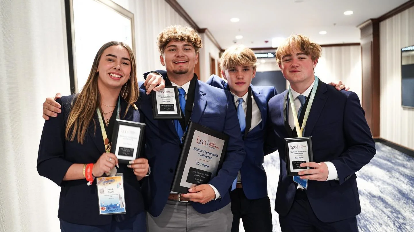 Not sayin&rsquo; i&rsquo;m the best at what I do&hellip; I&rsquo;m just sayin&rsquo; it&rsquo;s me vs whoever wanna lose🦉&hellip; ➋❶⓿❽