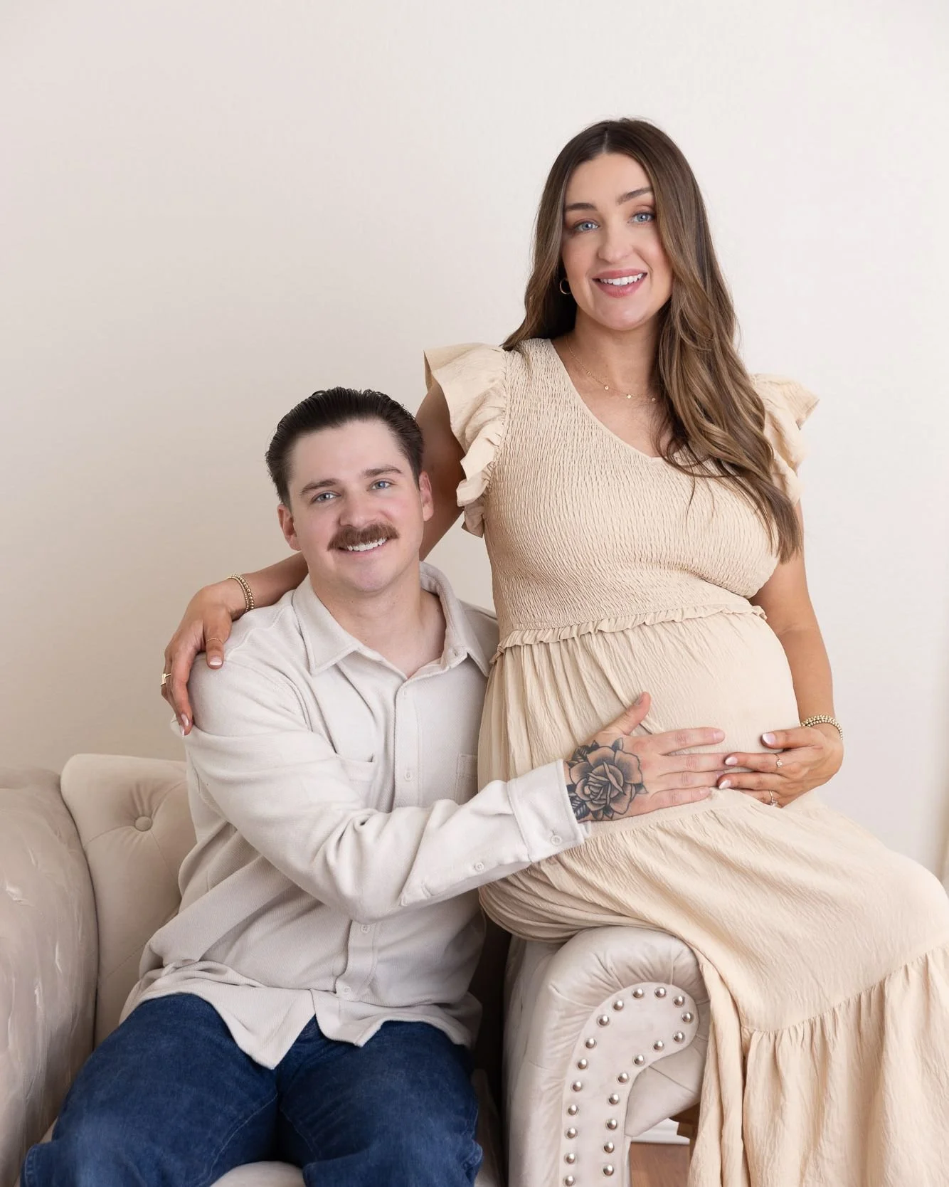 Sometimes the most meaningful sessions are the ones that feel like home. 💛 I had the joy of photographing my cousin, his stunning wife, and their two sweet girls (ages 4 &amp; 2) as they prepare to welcome a new little one. ✨

We didn&rsquo;t grow u
