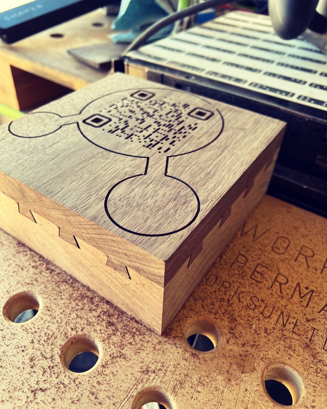 This is one of my favorite things I made this year with #shaperorigin  I used it to put my QR code into the top of an impossible dovetail box. Not only is it intriguing but it becomes advertising.  Like to have your own shaper origin?  Go here  theto