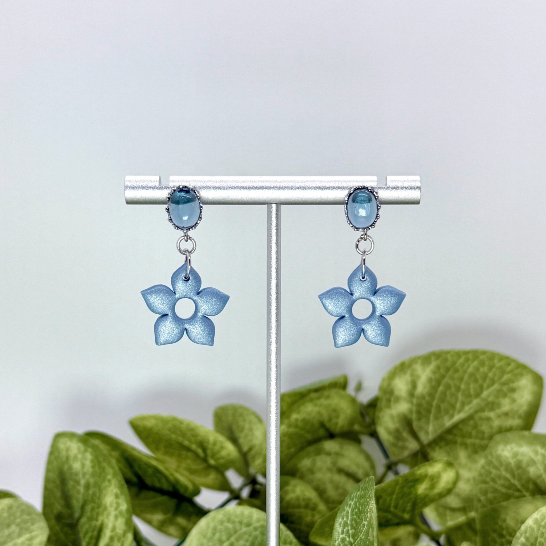 Lacy Dangles