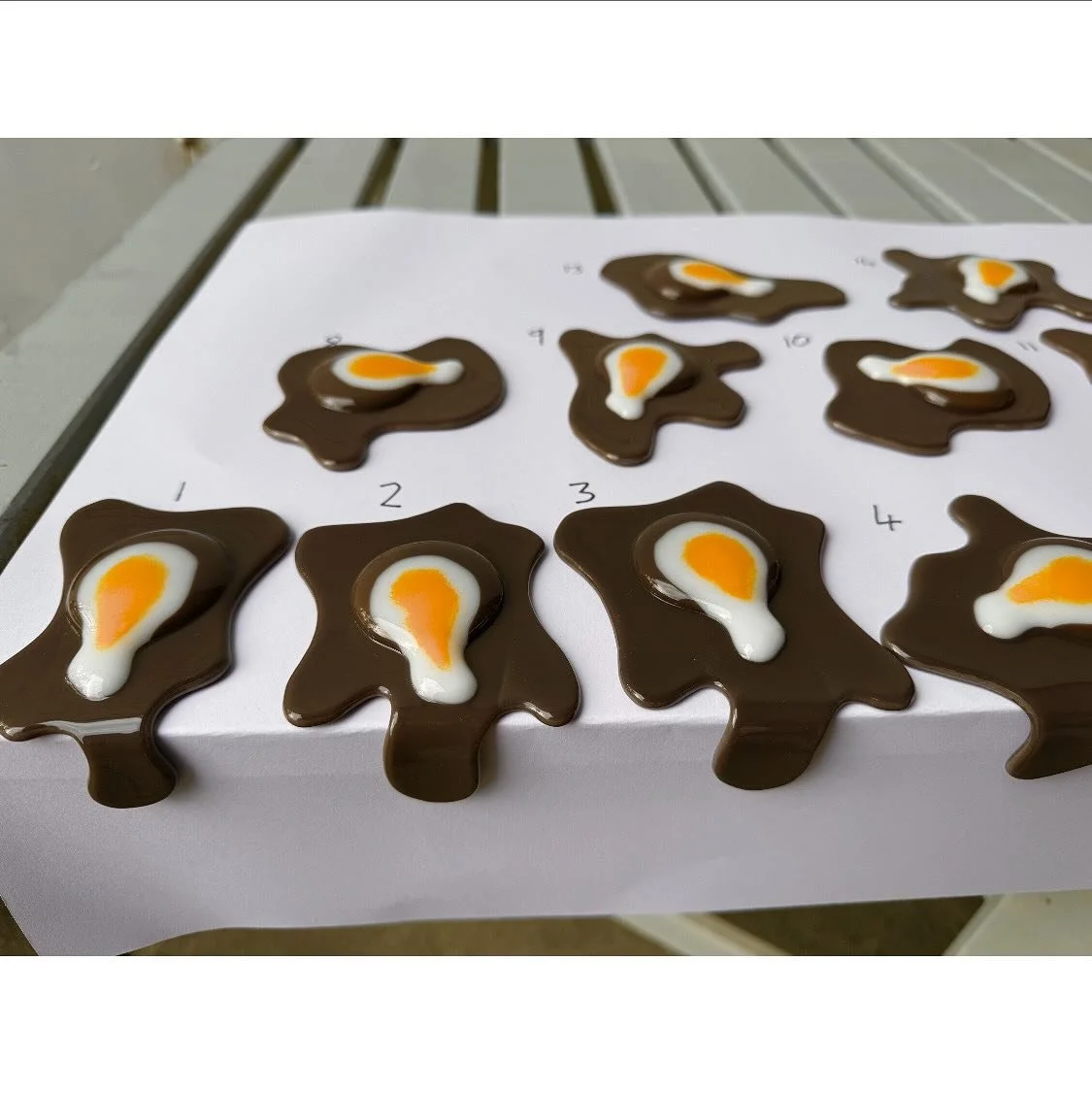 Easter special 
Ok so here they are :
7 each of the flat or drippy Cadbury Creme Eggs. &pound;40 including postage and packing for the flat and &pound;45 for the drippy. Dm me for your preferred number!
Check my story for a closer look video!!!

#eas