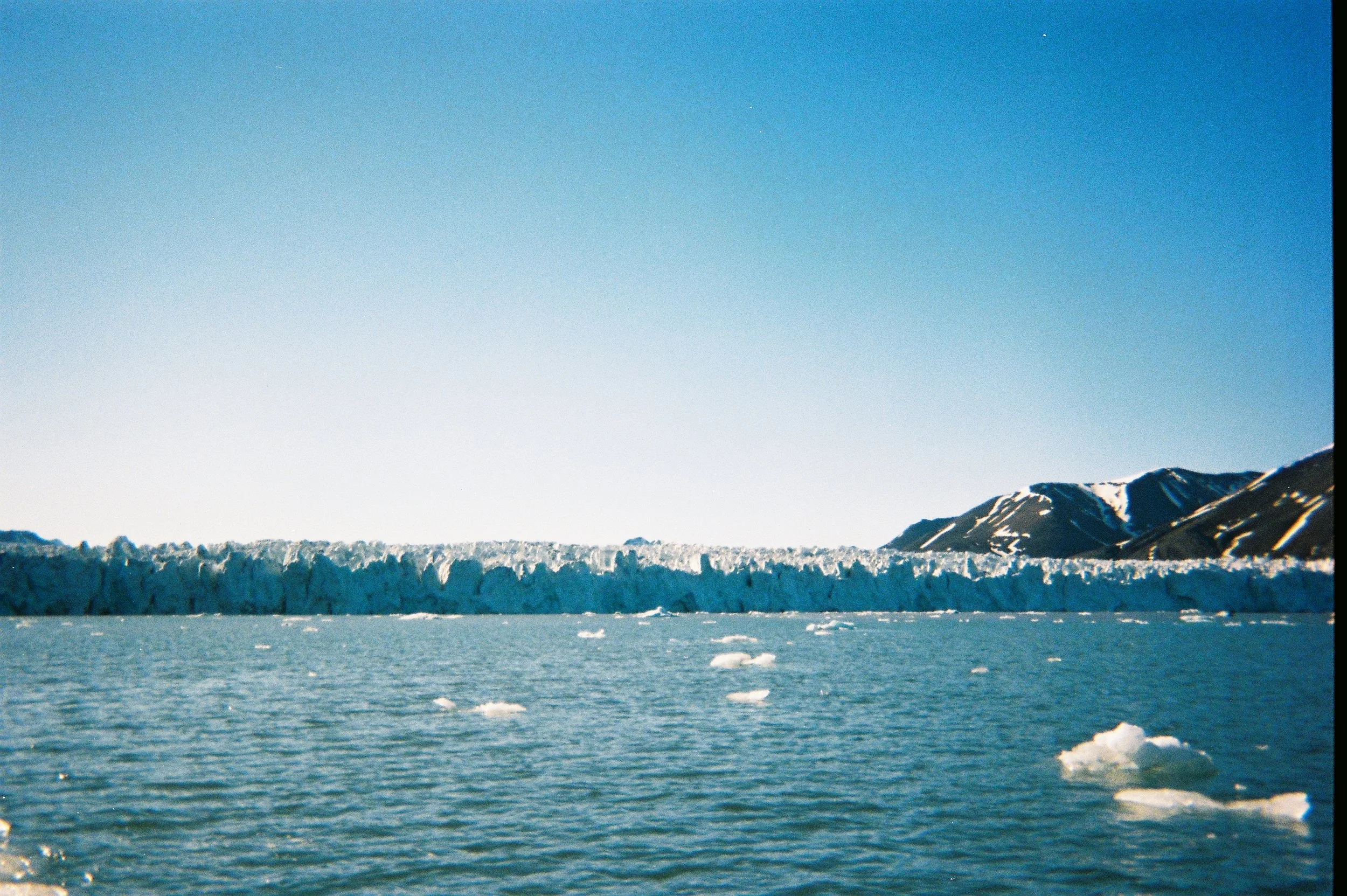 R1-08162-016A.JPG
