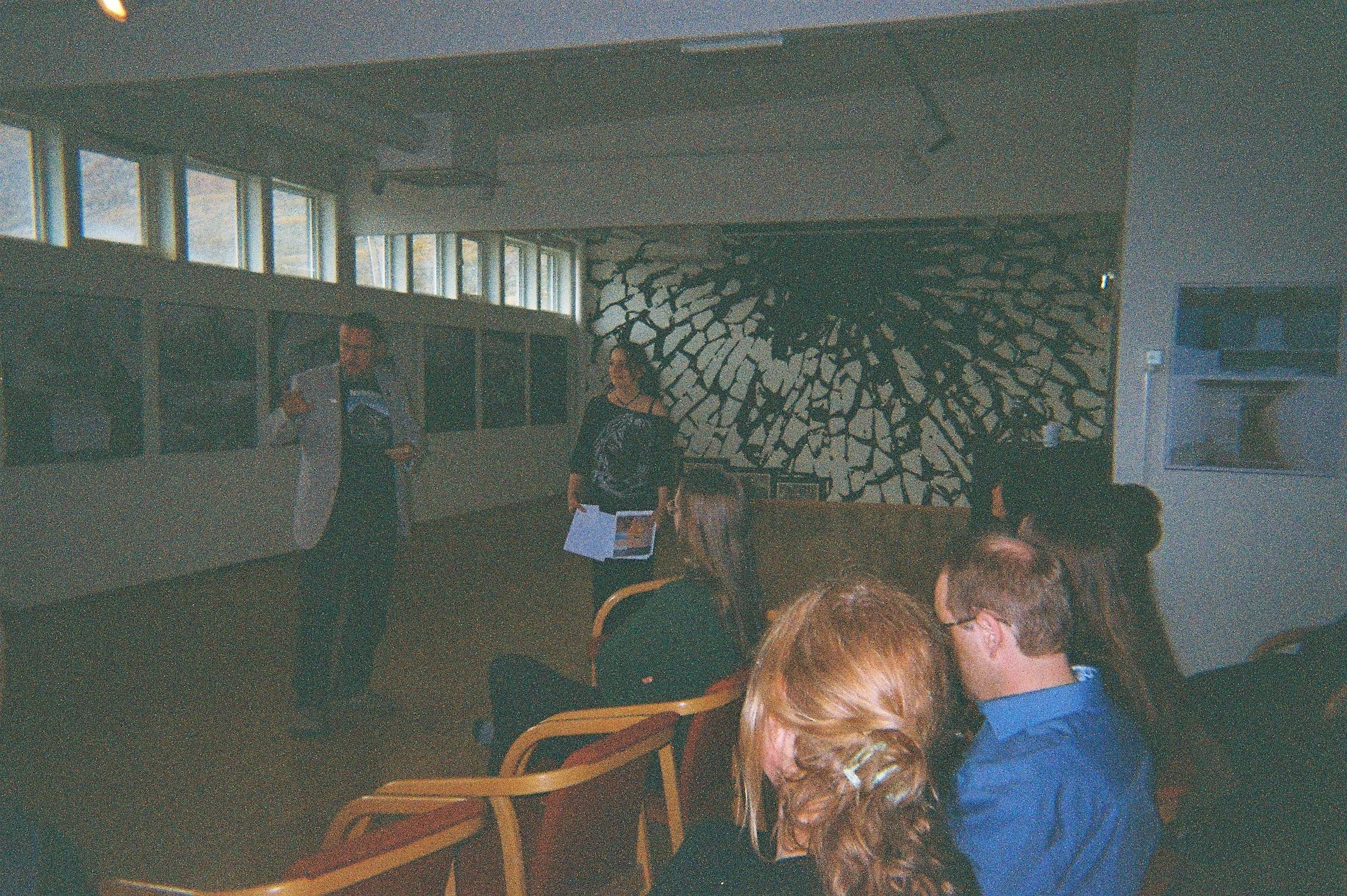 R1-08162-014A.JPG