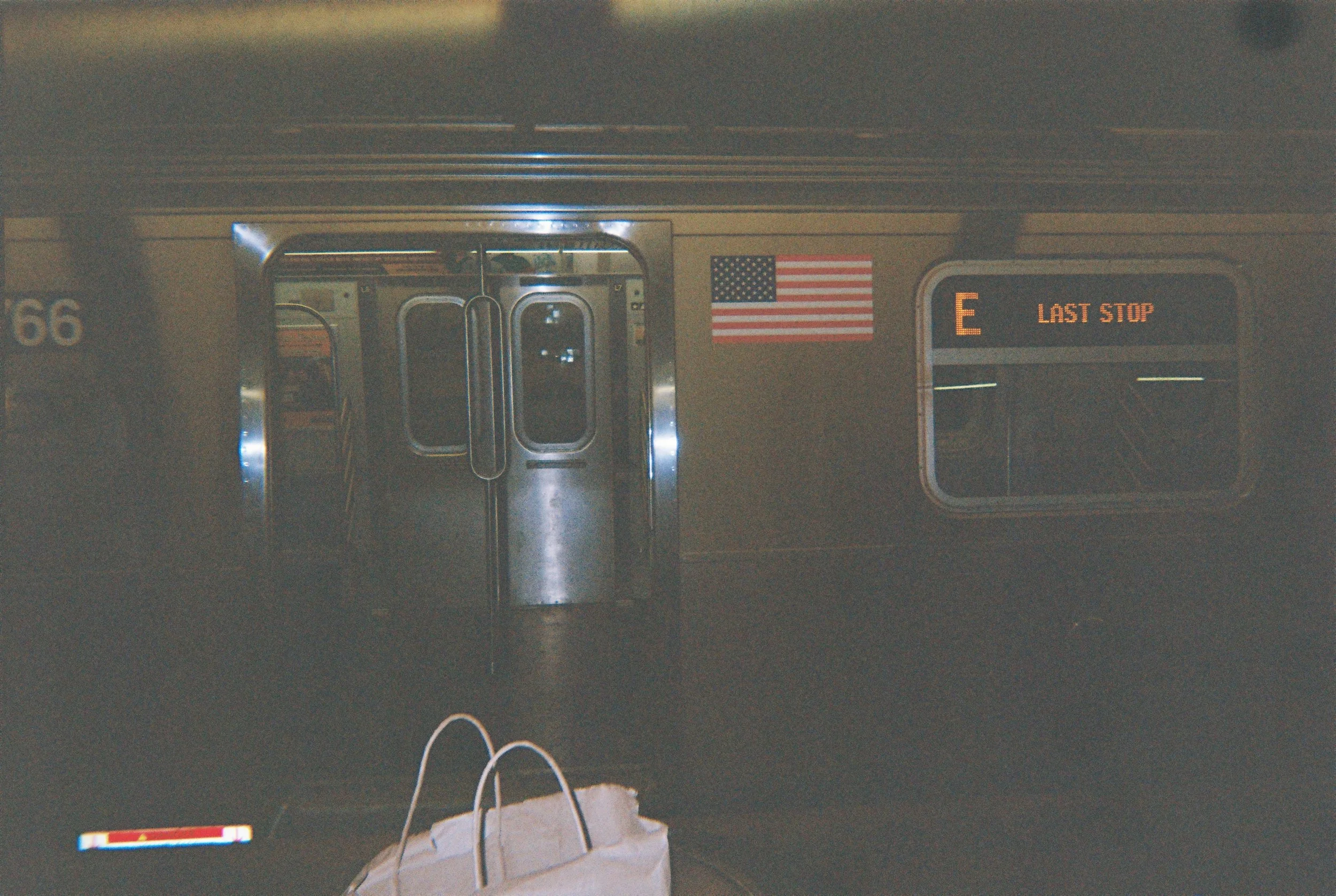 R1-06880-0004.JPG