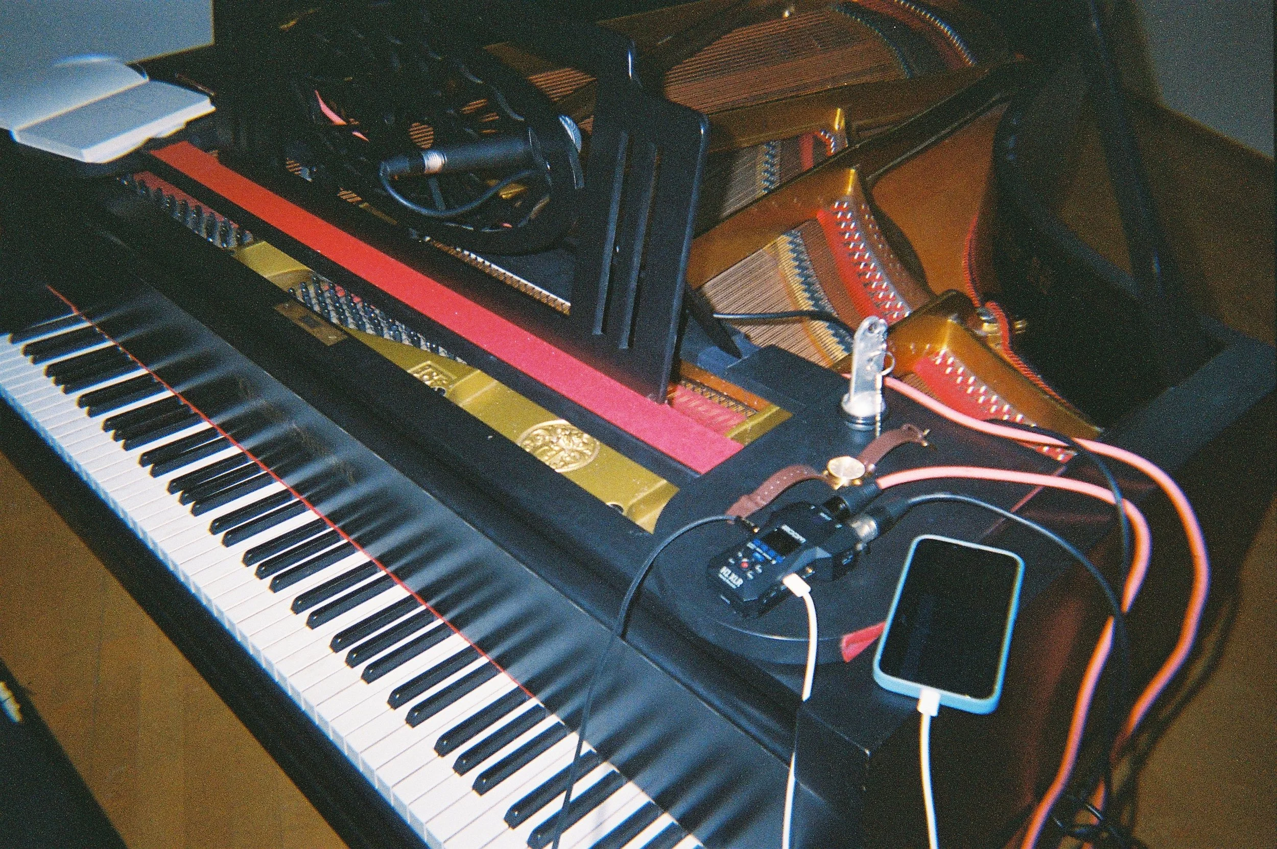 R1-08162-018A.JPG