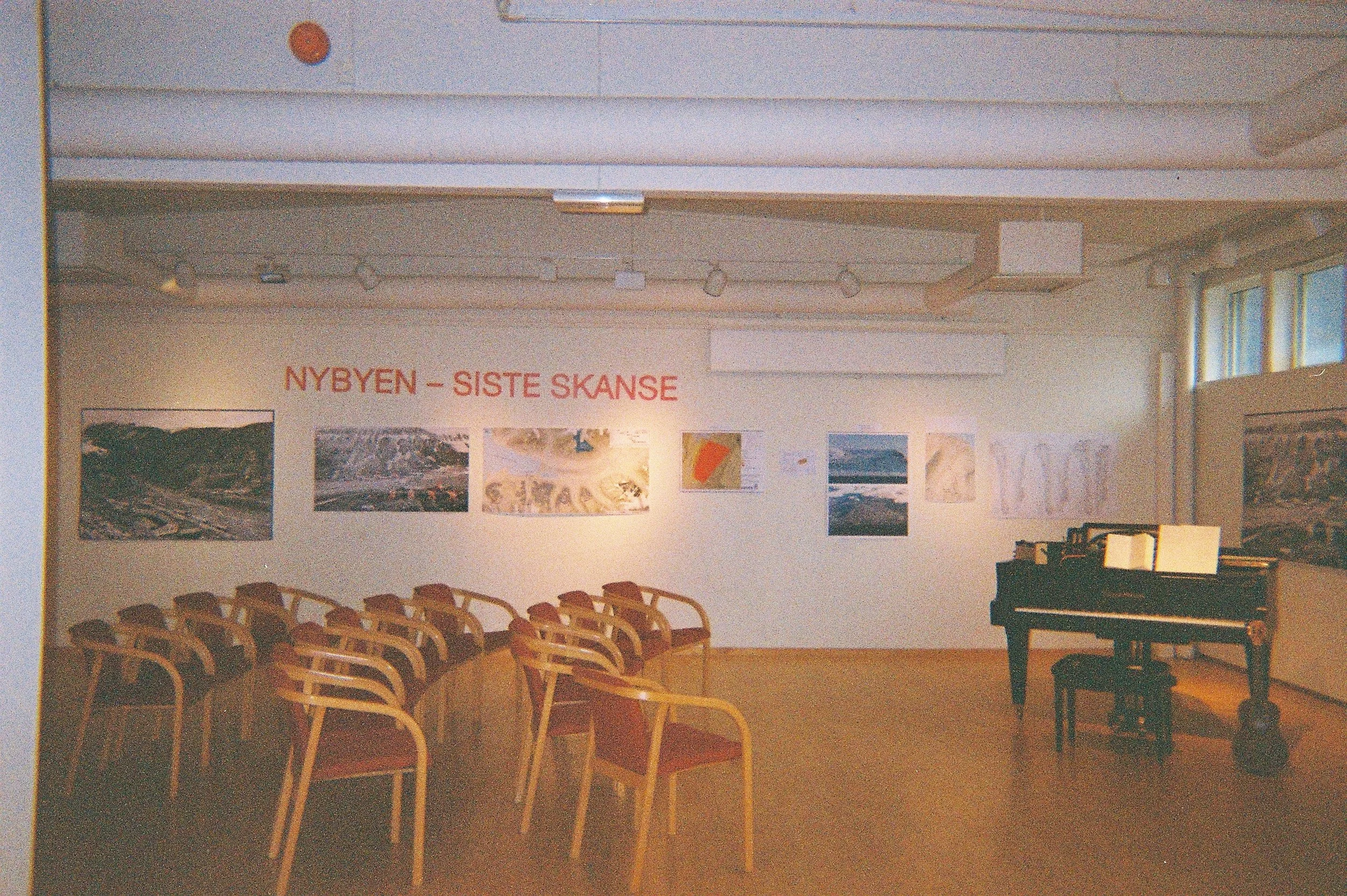 R1-08162-015A.JPG