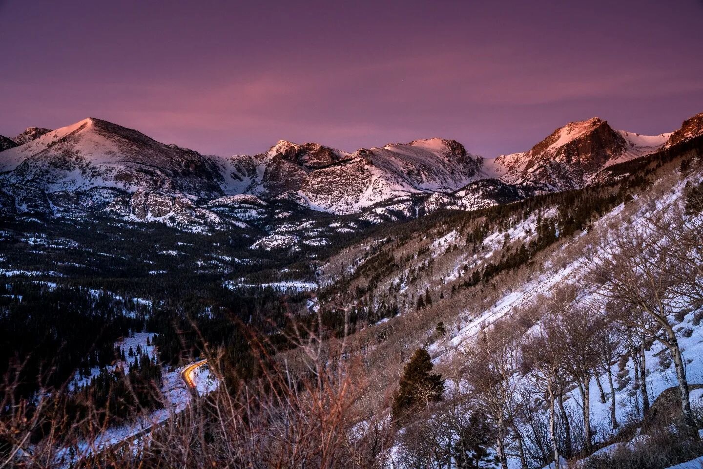 Rocky Mountain Sunrise

*

*

* 

#rockymountains #leavenotrace #sonyphotography  #withmytamron #visitcolorado #heatonphotography #outtherecolorado #getoutside #getoutdoors #coloradophotographer #coloradophotography #coloradolife #coloradoliving #col