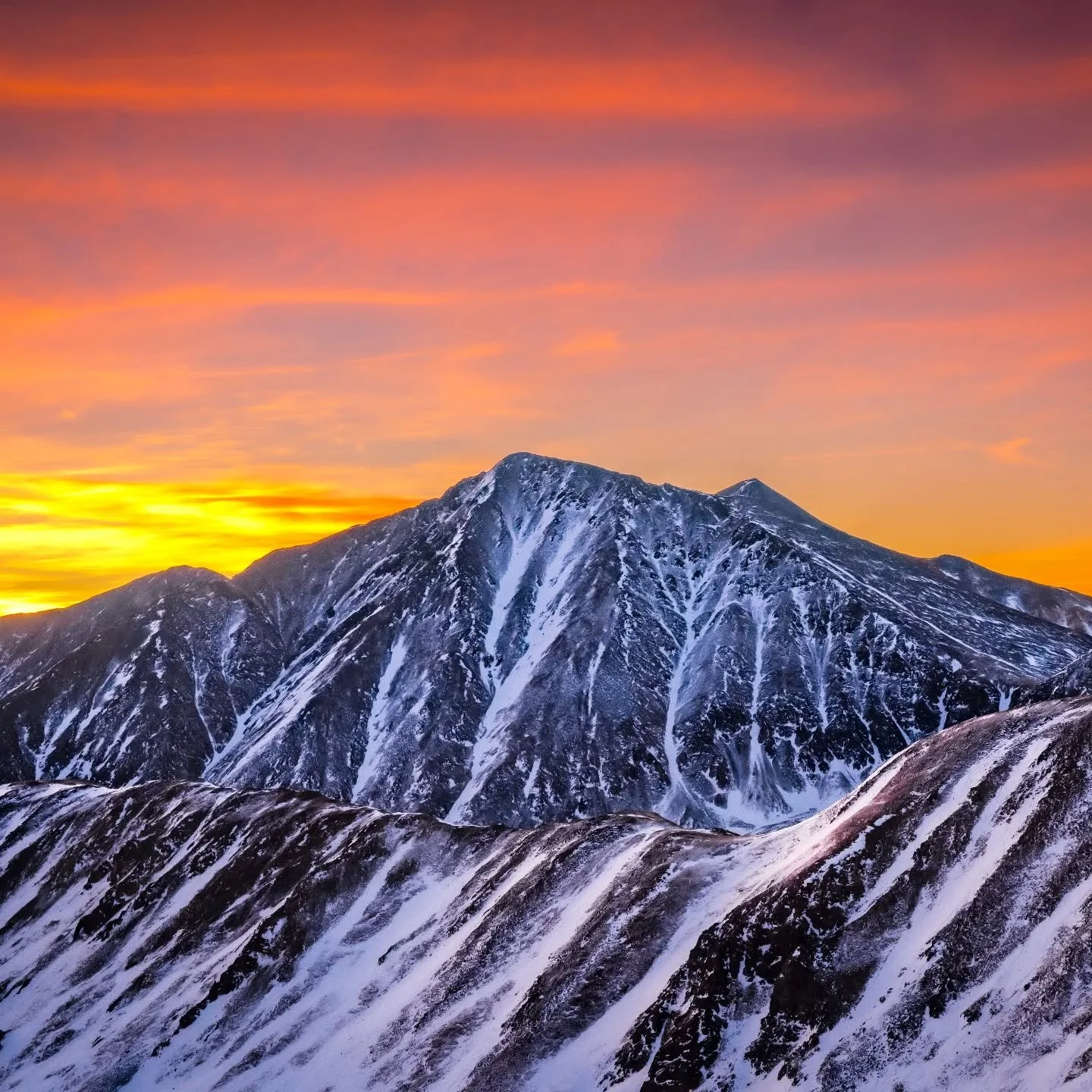 The cold bites hard above the treeline, but the sunrise always makes it worthwhile

#ColoradoPhotography #MountainStories #ChasingLight #AboveTheTreeline #landscapelovers