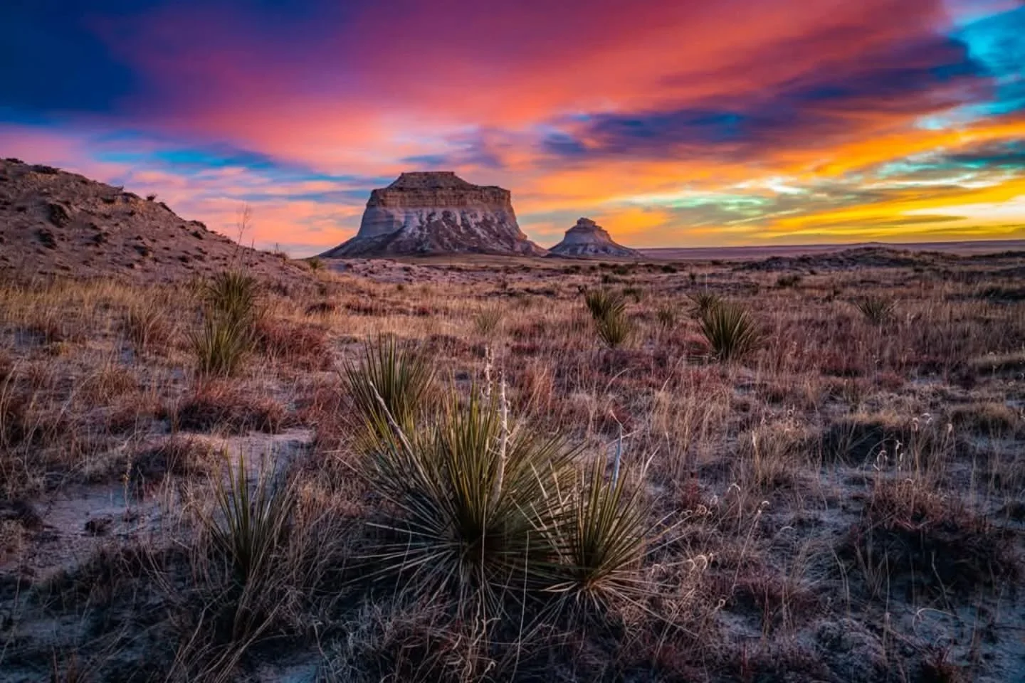 First light over the Pawnee Buttes