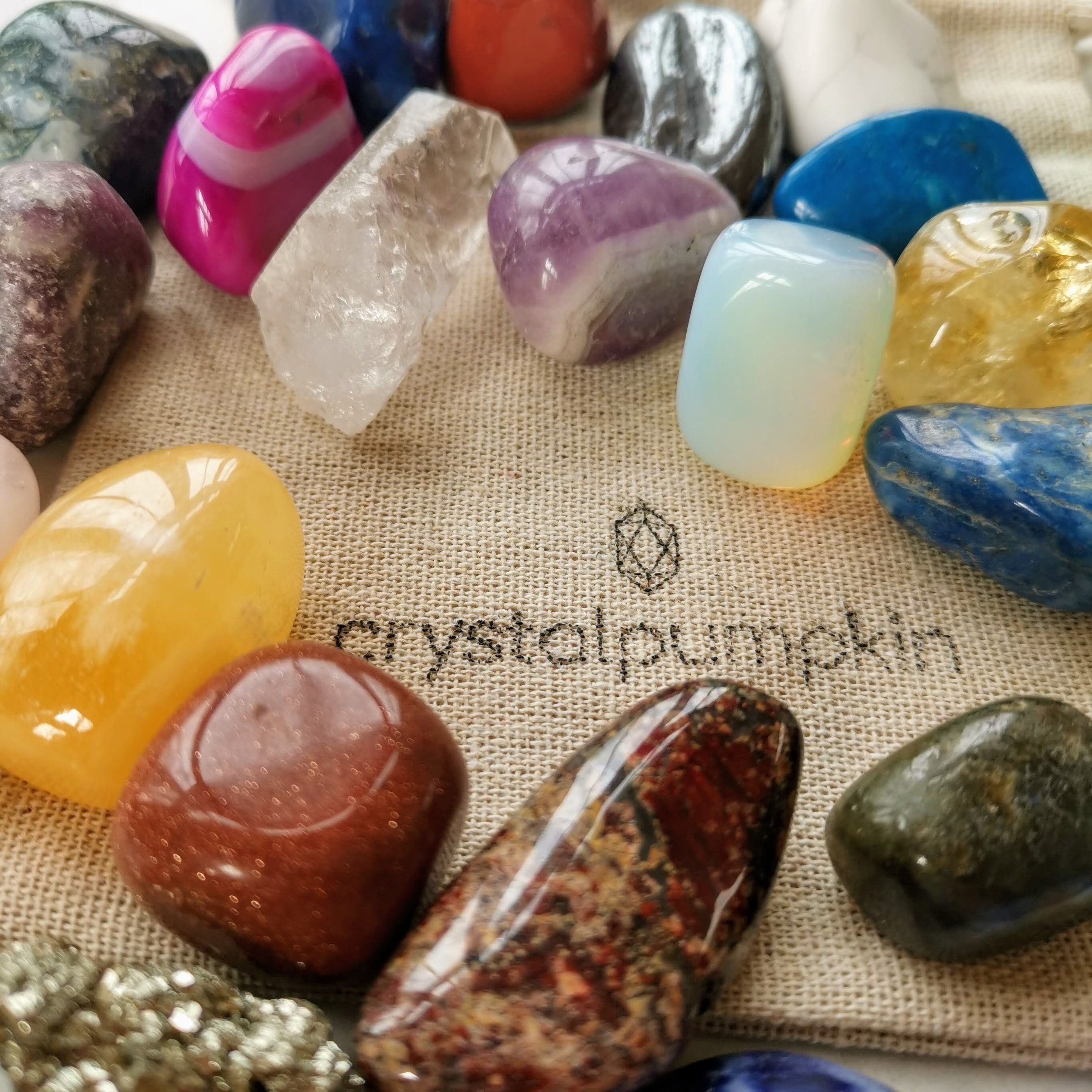 https://i.etsystatic.com/25315437/r/il/b87180/2995435356/il_fullxfull.2995435356_4n3b.jpg