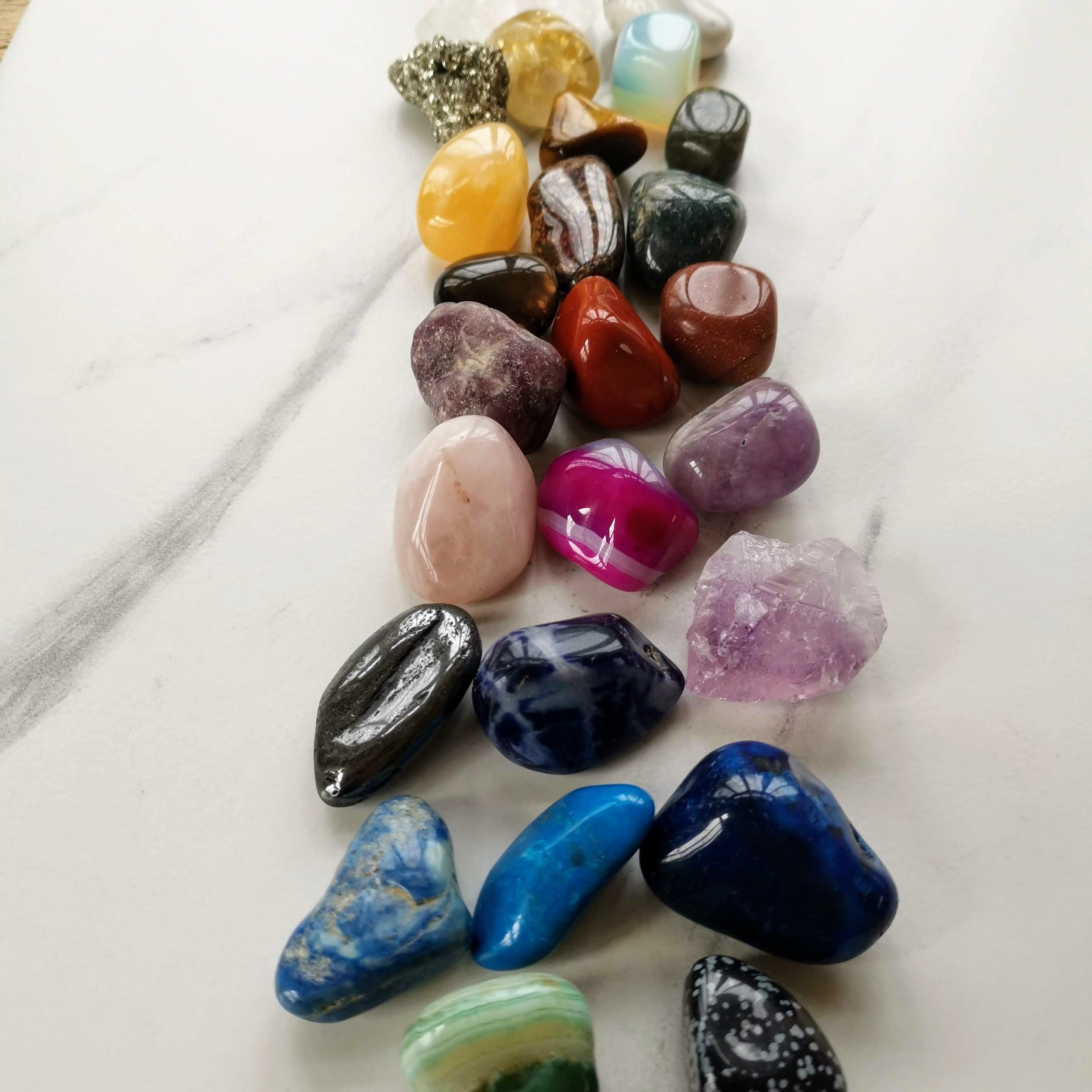 https://i.etsystatic.com/25315437/r/il/5dfc93/2995434990/il_fullxfull.2995434990_8r03.jpg