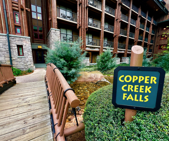 Copper Creek Villas &amp; Cabins
