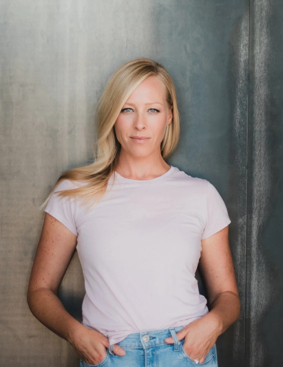 Stacey Barnes is a certified women's life coach (Zura Health Academy, 2022) and the founder of OnWord Journeys — a virtual coaching practice offering 1:1 sessions and the OnWord Compass Method to women worldwide.