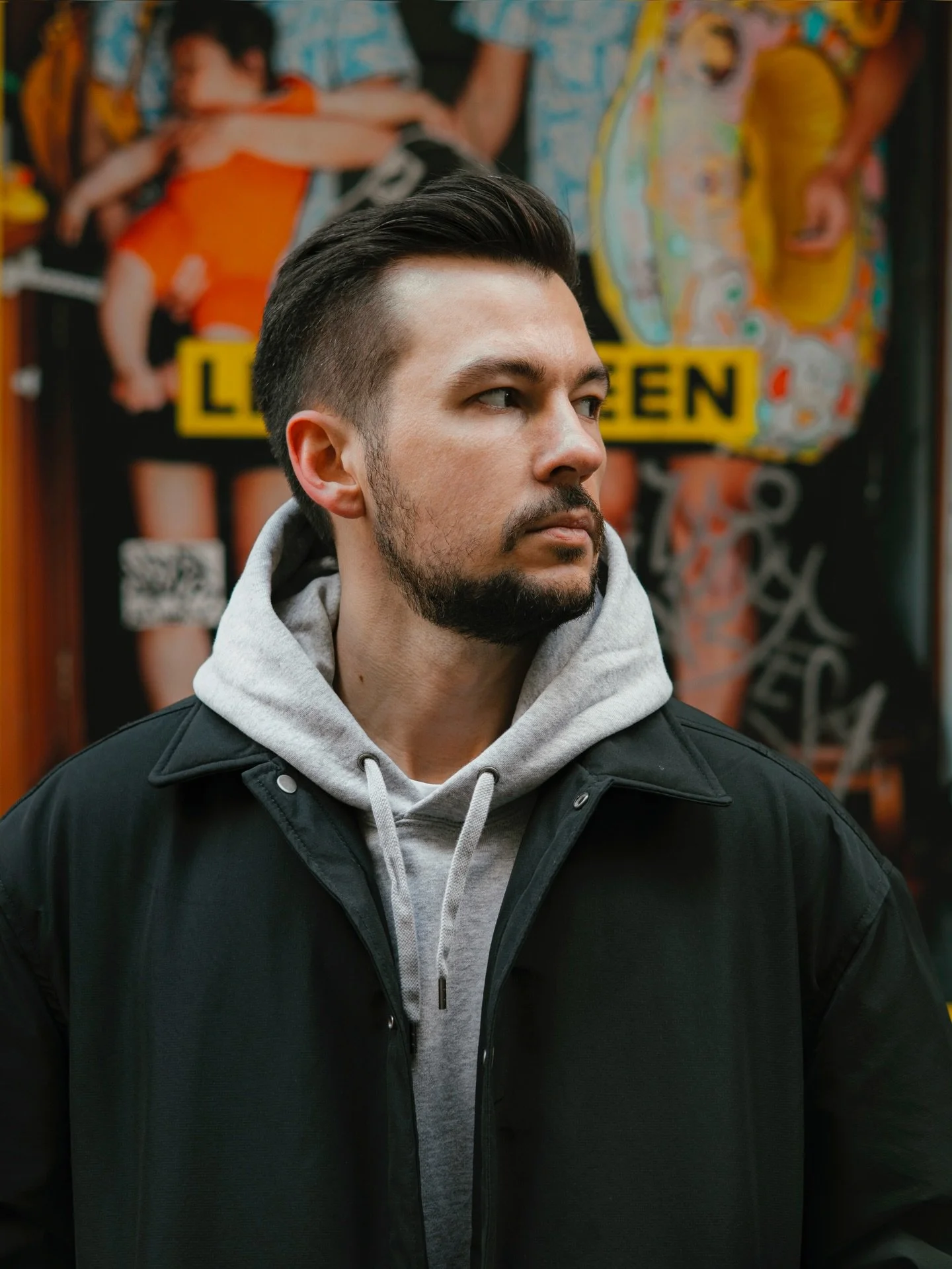 A wrong turn, a random block, and suddenly a new favorite shot 📸 New York City hides its best spots behind mistakes like this. Life is keen when you slow down and look around 👀

📍Manhattan, New York
📷 Canon R5

#newyork #newyorkcity #manhattan #i