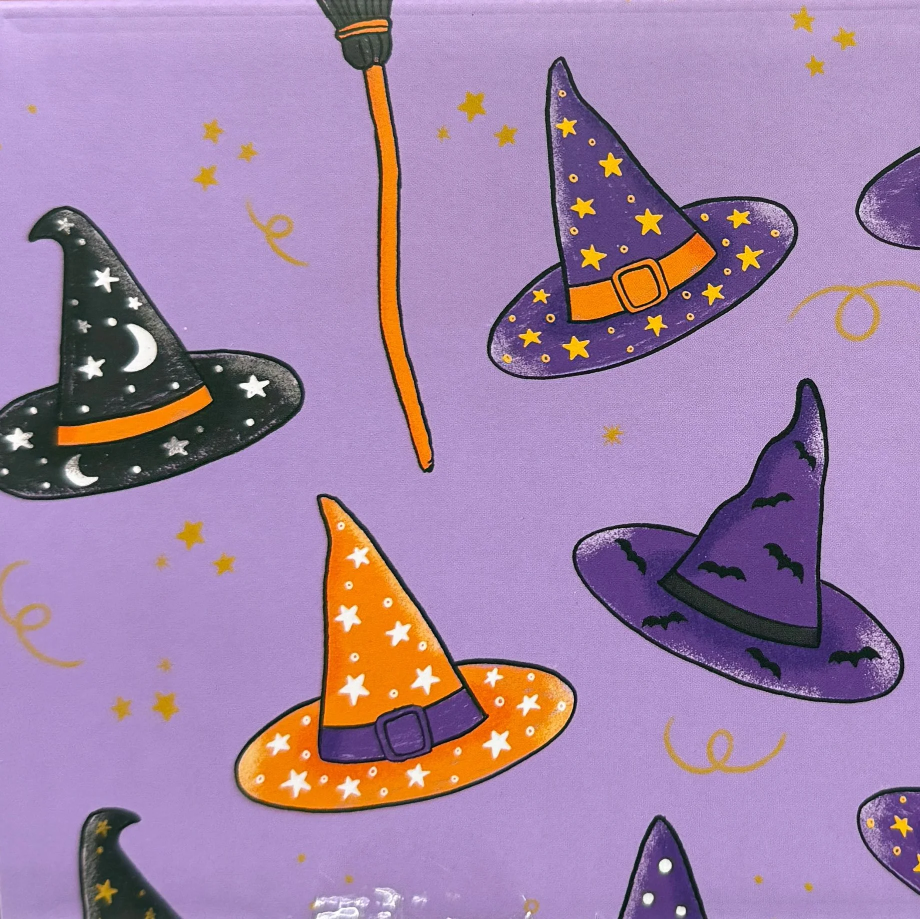 witch-hats-pattern-close-up-illustration-halloween.jpg