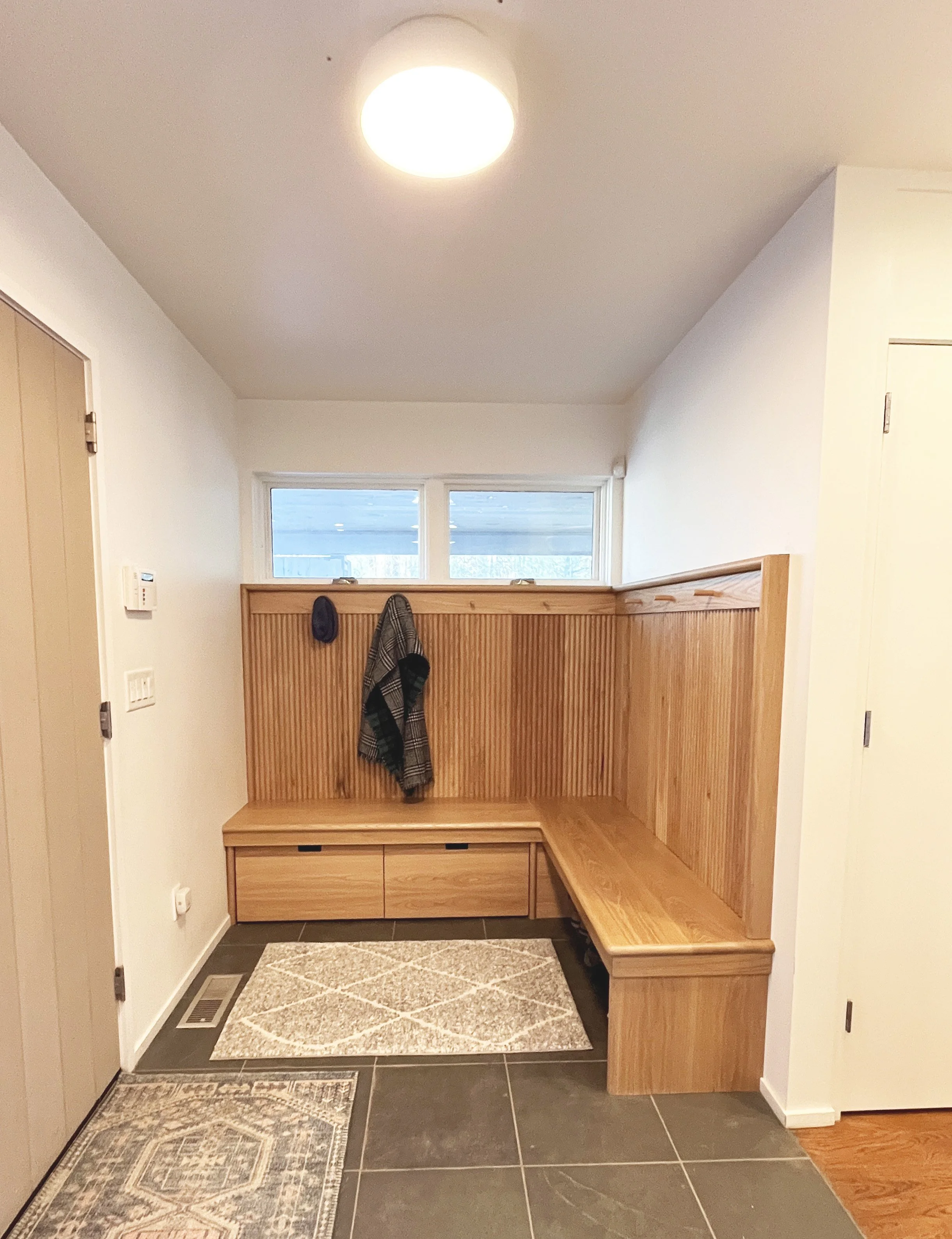 Mt Tremper Bench.jpg