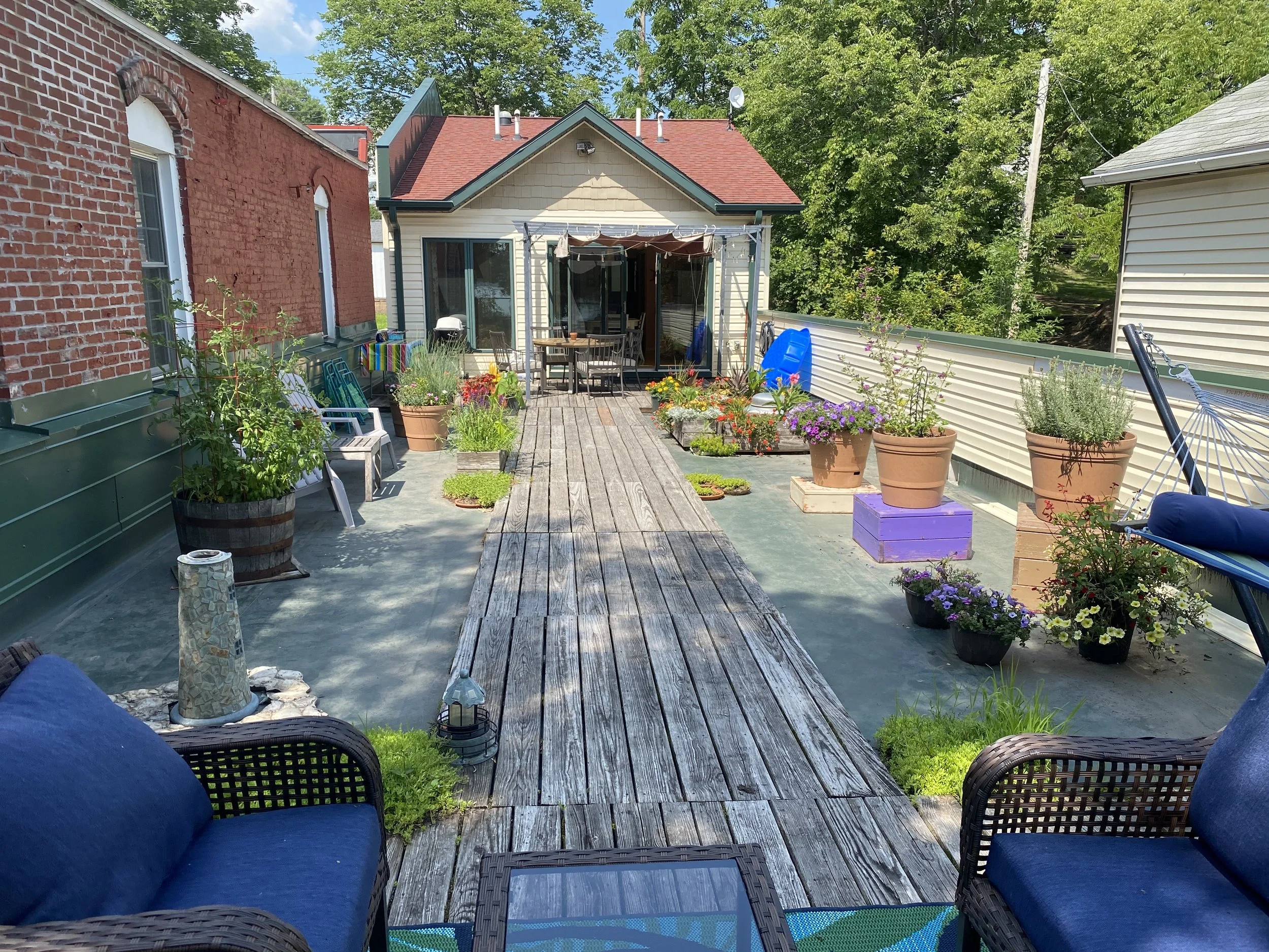Deck Towards House.jpg