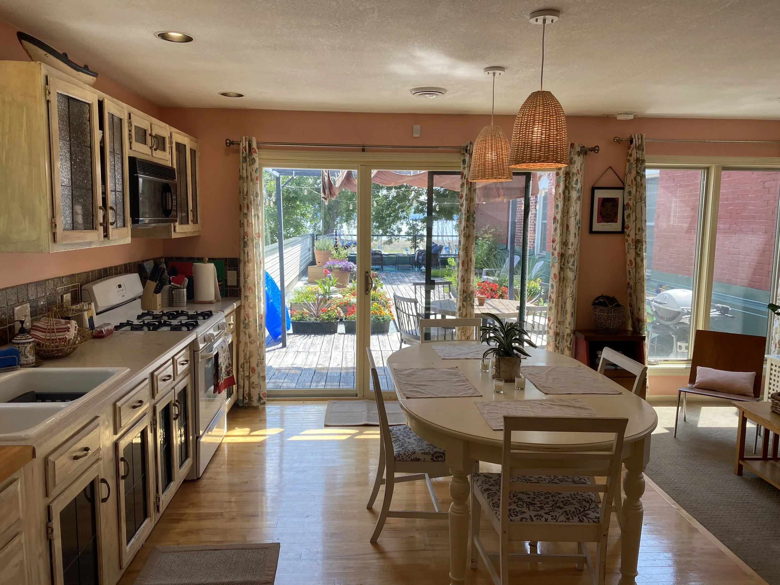 Pink Kitchen.jpg
