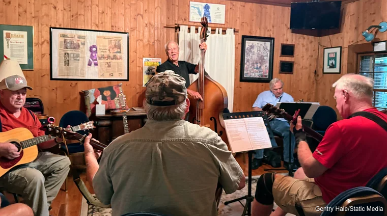 ISLANDS: Tennessee's Quiet Appalachian Town Near Johnson City Is Home To Misty Lake Mornings And A Historic Inn