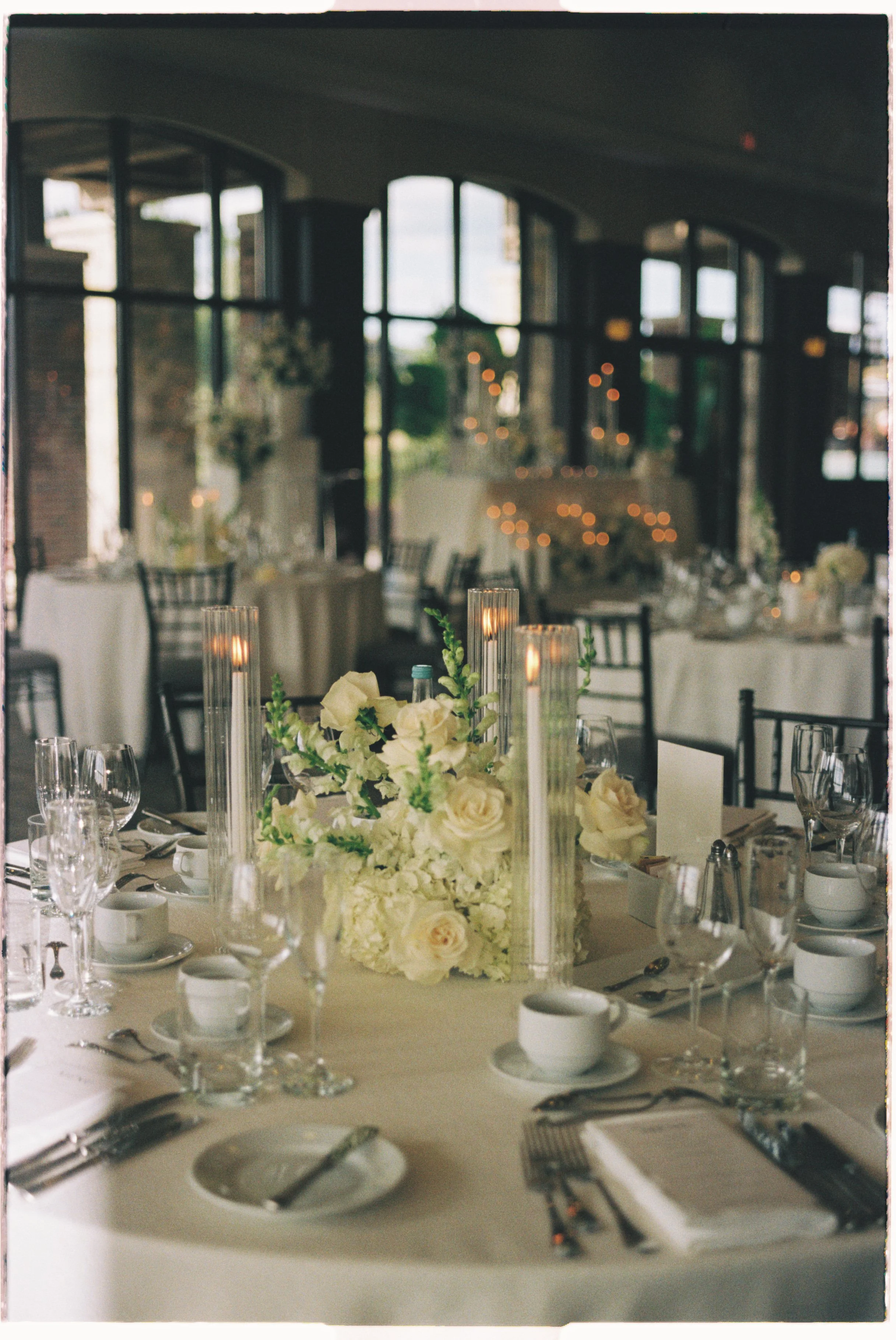 Alexandraandwill-wedding-on-film-bellachavez-photography-38 copy (1).jpg