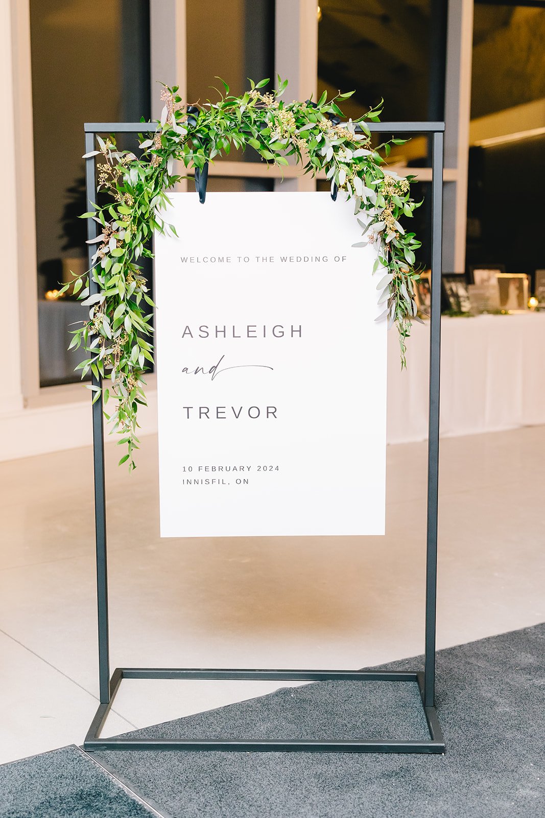 Sign Stand Rentals | Stylish Wedding & Event Displays — All Pretty ...