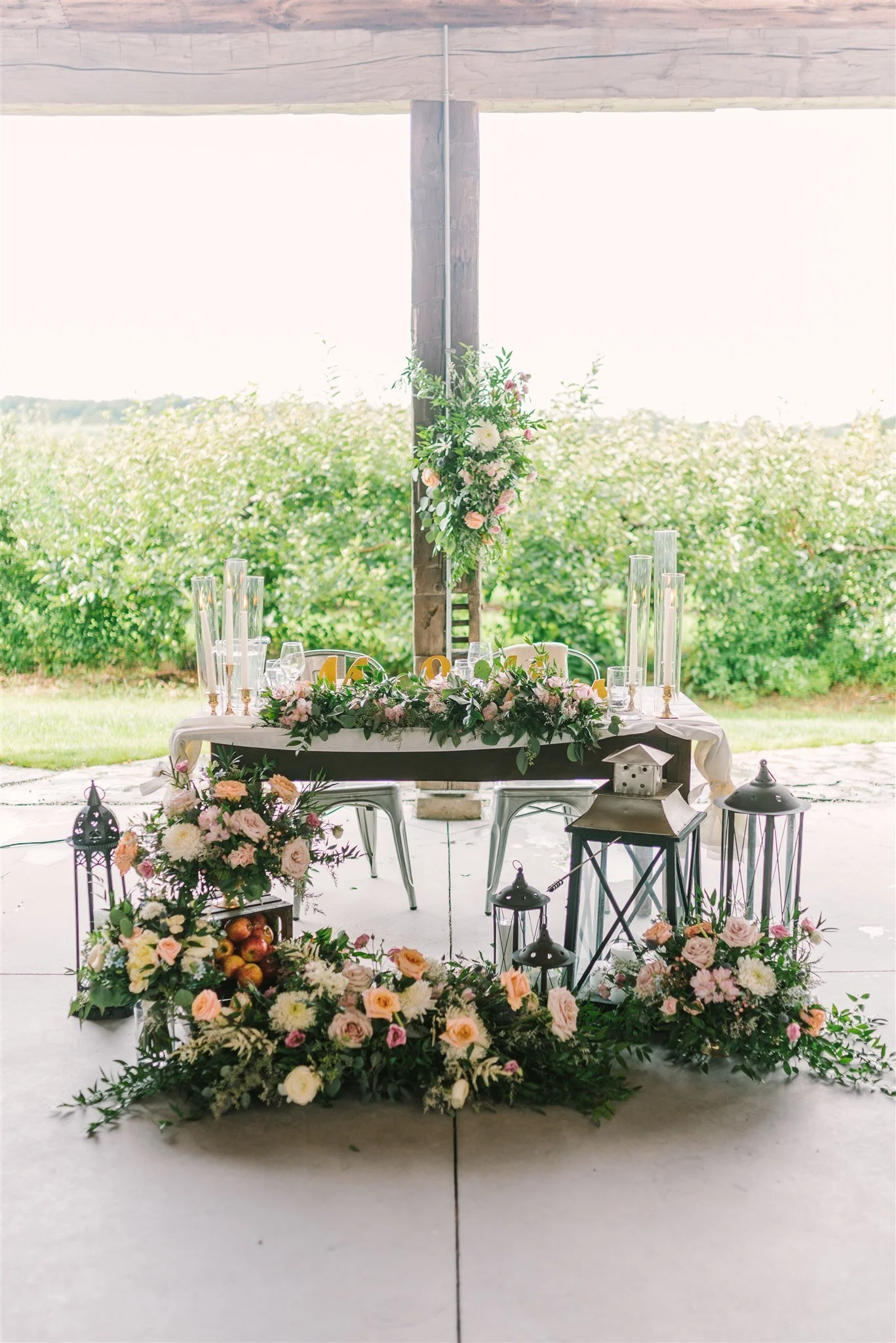 All Pretty Events & Decor