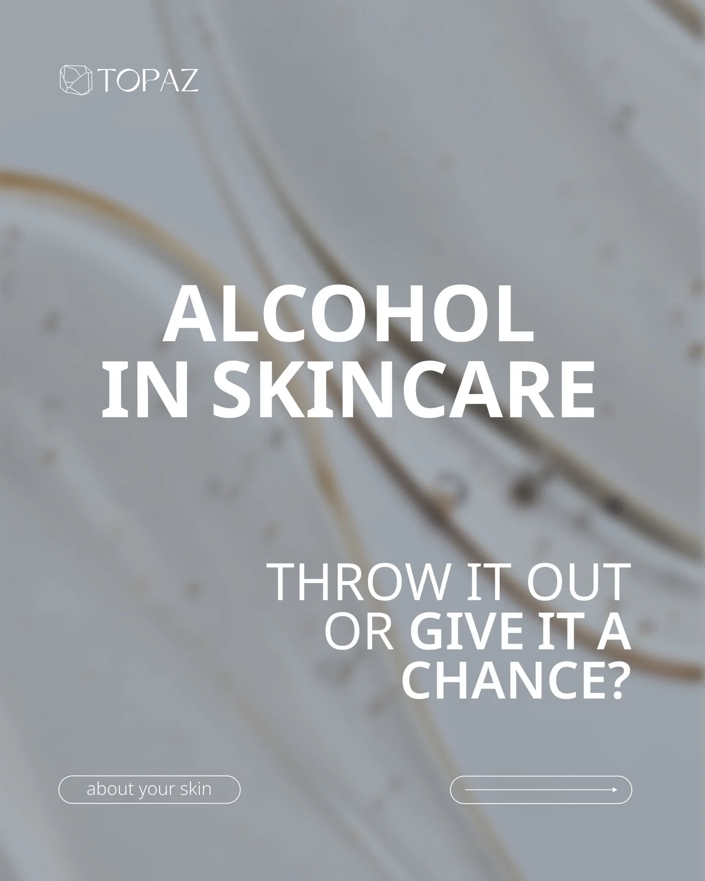 &ldquo;Alcohol-free&rdquo; sounds reassuring. But it doesn&rsquo;t actually tell you much. &rarr; swipe.

There are three distinct groups of alcohols in skincare formulas and they do completely different things. One group helps actives penetrate deep