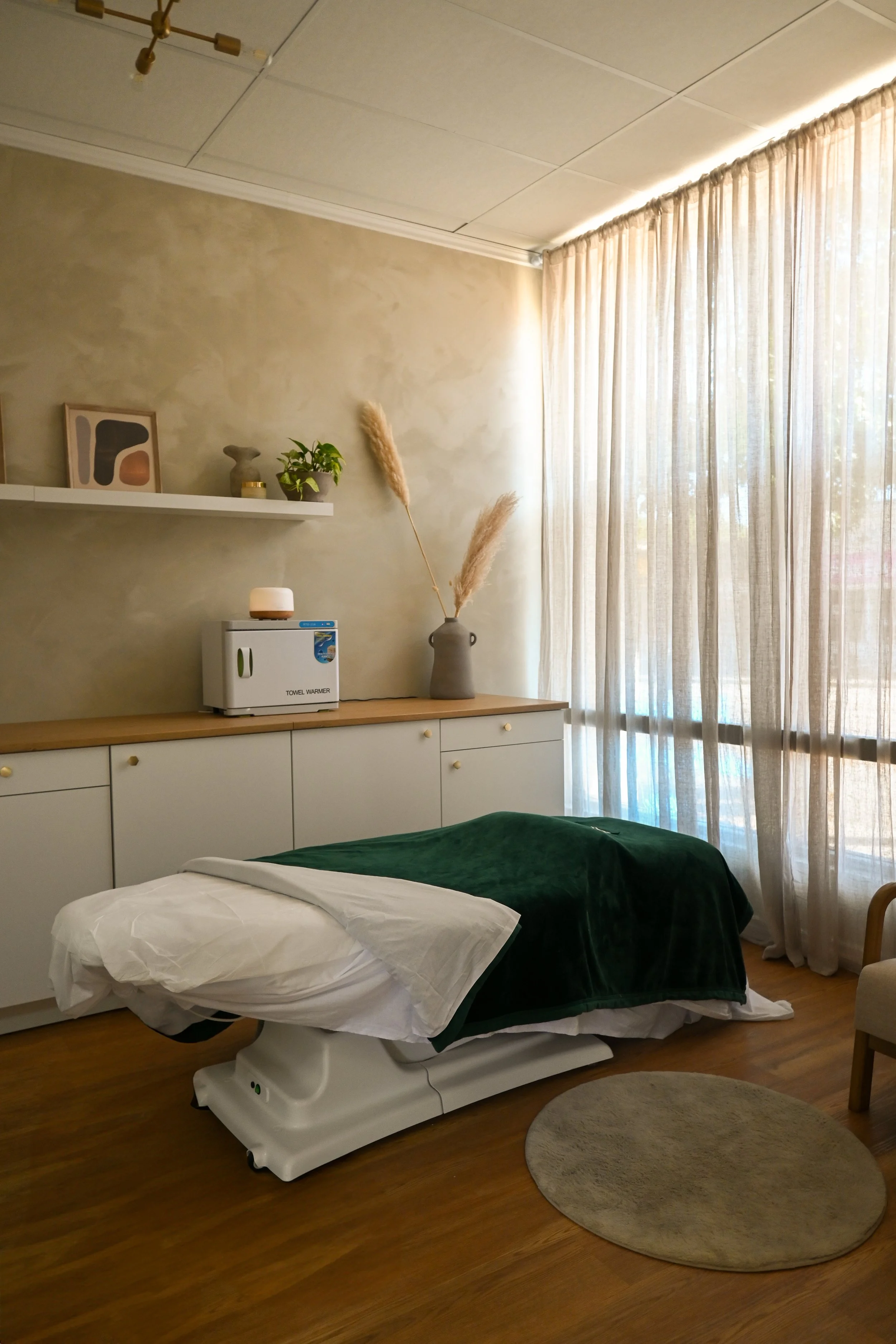 Topaz Facial Studio interior, the first facial studio in Vancouver