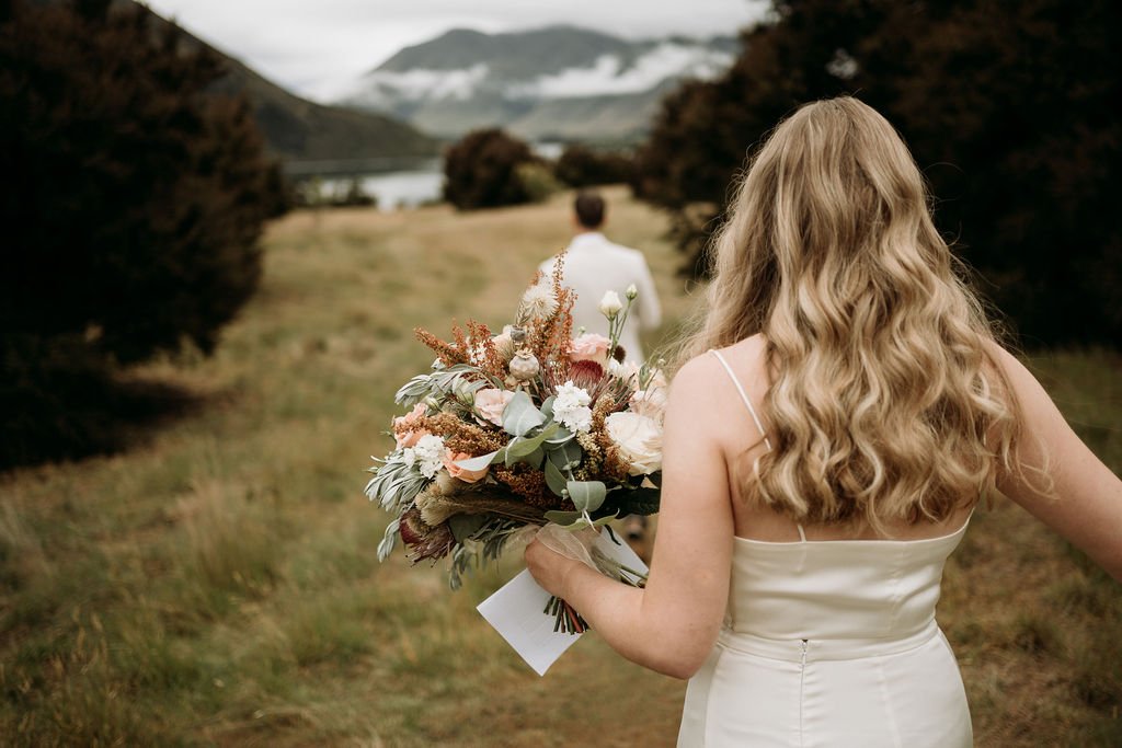 Loose waves wedding wanaka.jpg