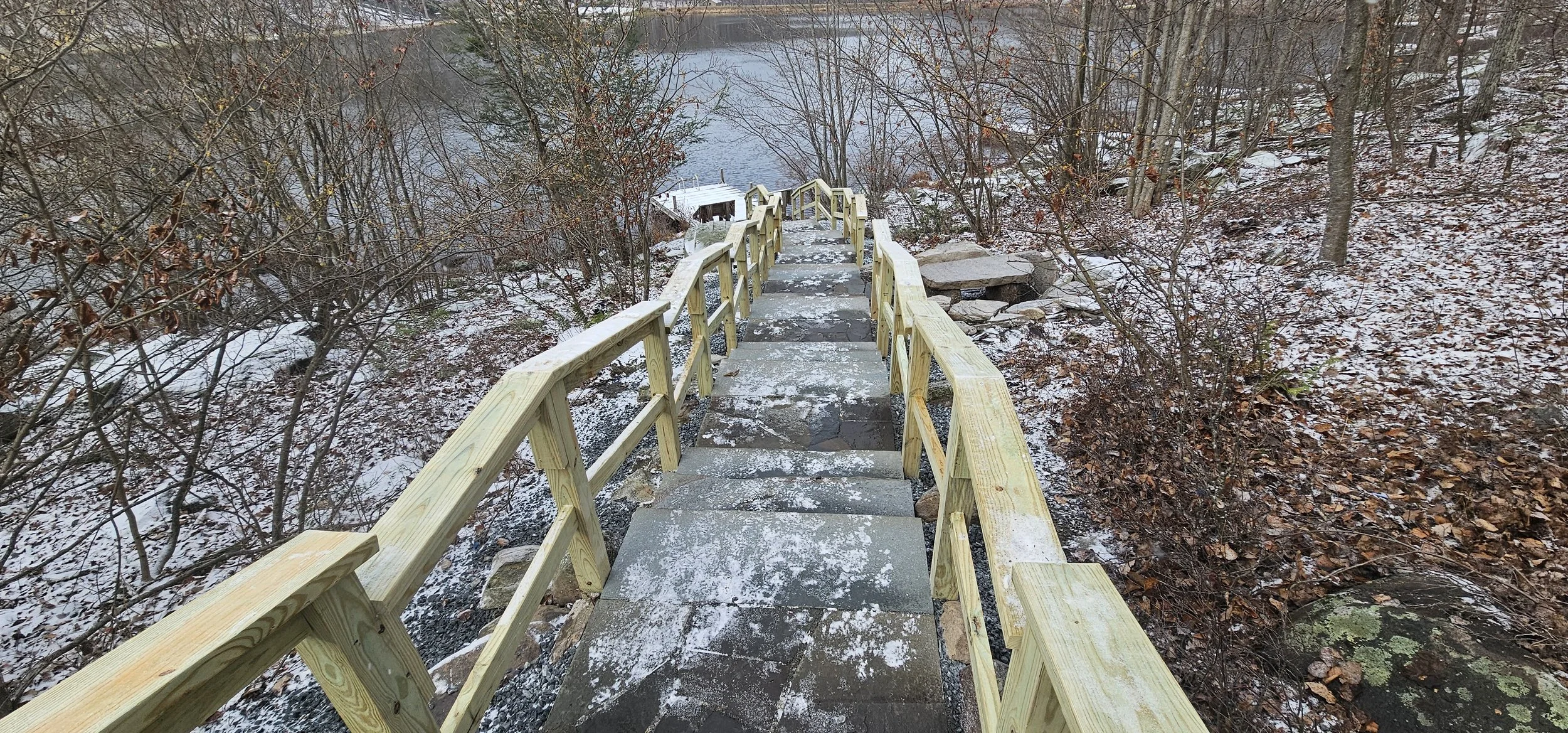 Bluestone lake access with handrail