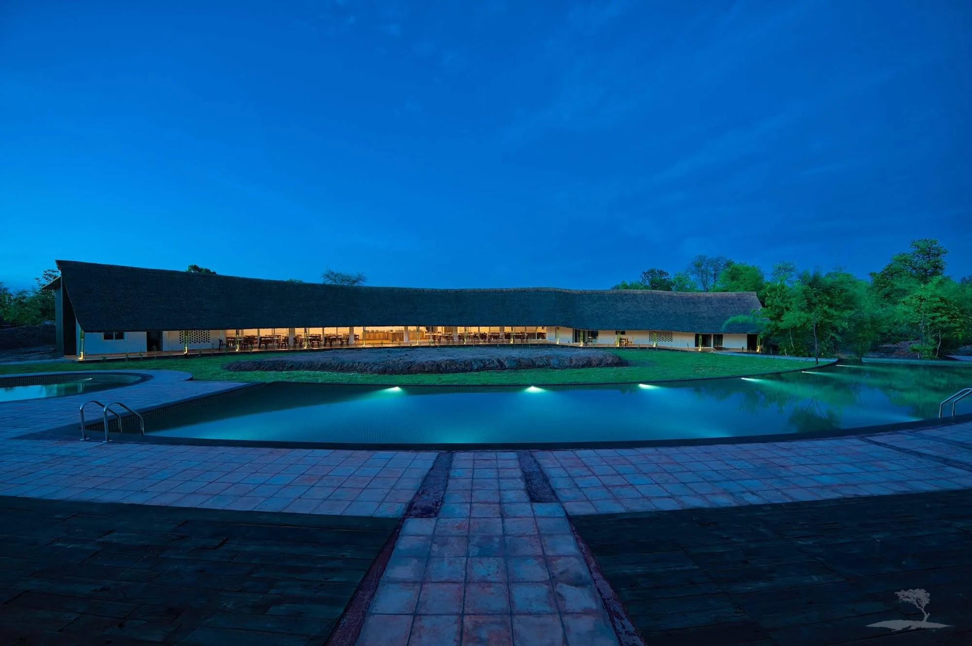 A 24-key eco-resort engulfed within a 15-acre forest reserve. 