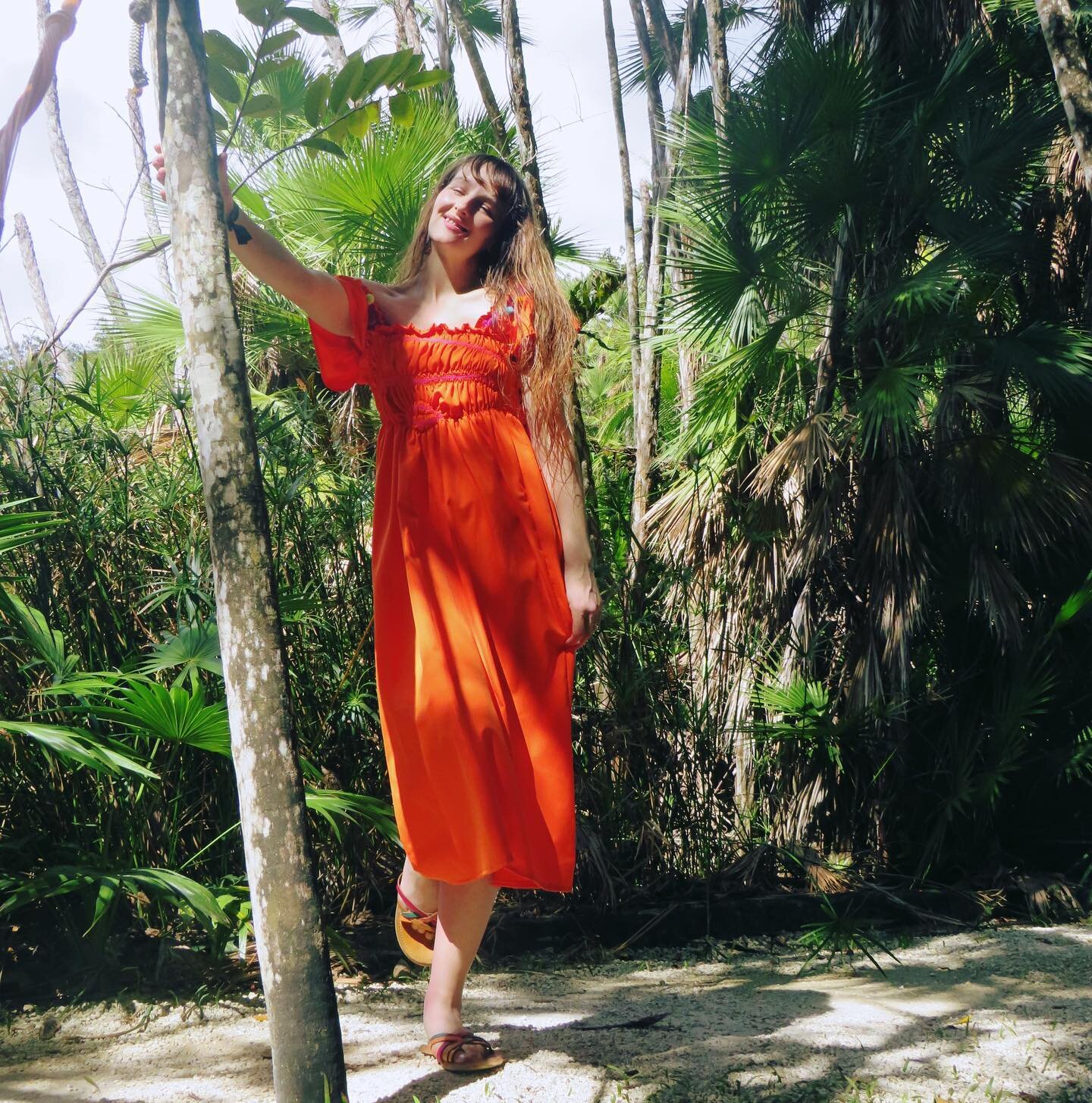 New &lsquo;Frida&rsquo; summer dress inspired by the Mexican creative goddess and all her  colourful impactful art 🖼 🌍 

Photo taken at Cenote Cristal - Tulum

Available in multiple colours

#fridakahlo #mexicanart 
#ostararose #ostararosedesigns #