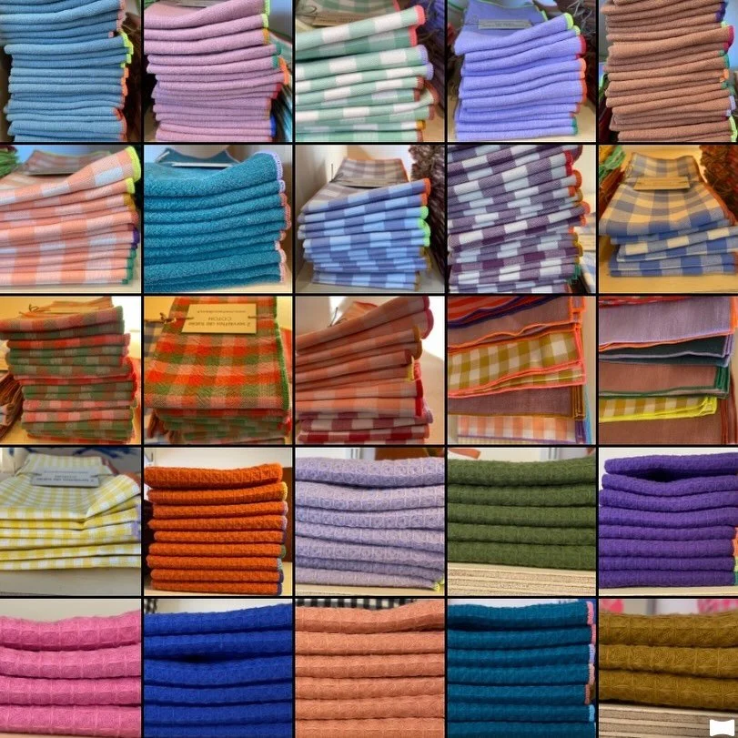 Derni&egrave;re chance pour voir ma t&ecirc;te ( fatigu&eacute;e 😅) et surtout mettre mes cr&eacute;as sous le sapin, avant des grandes vacances (amplement m&eacute;rit&eacute;es 😉). 

rdv chez @bichette_longeville_sur_mer 
13 place de la libert&ea